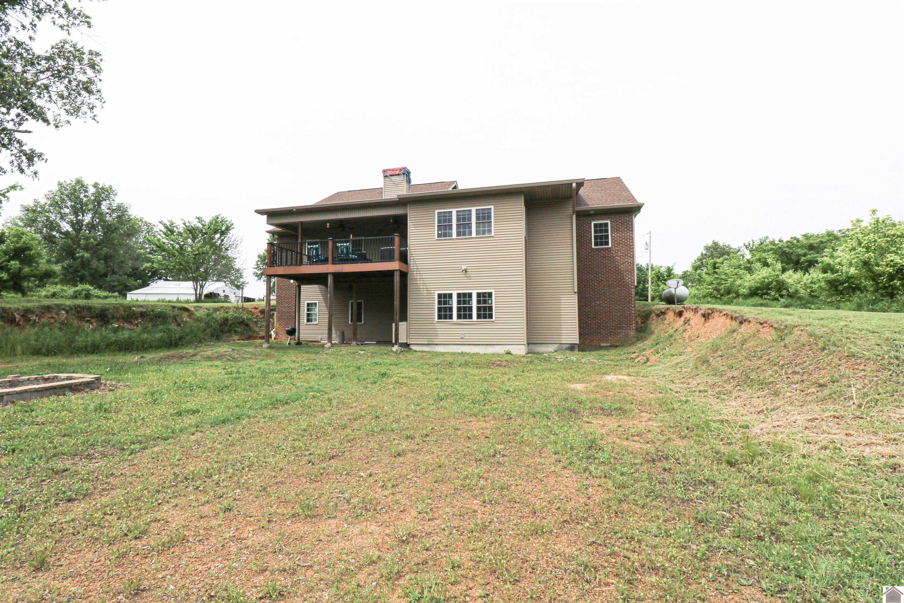1300 Rocky Rd