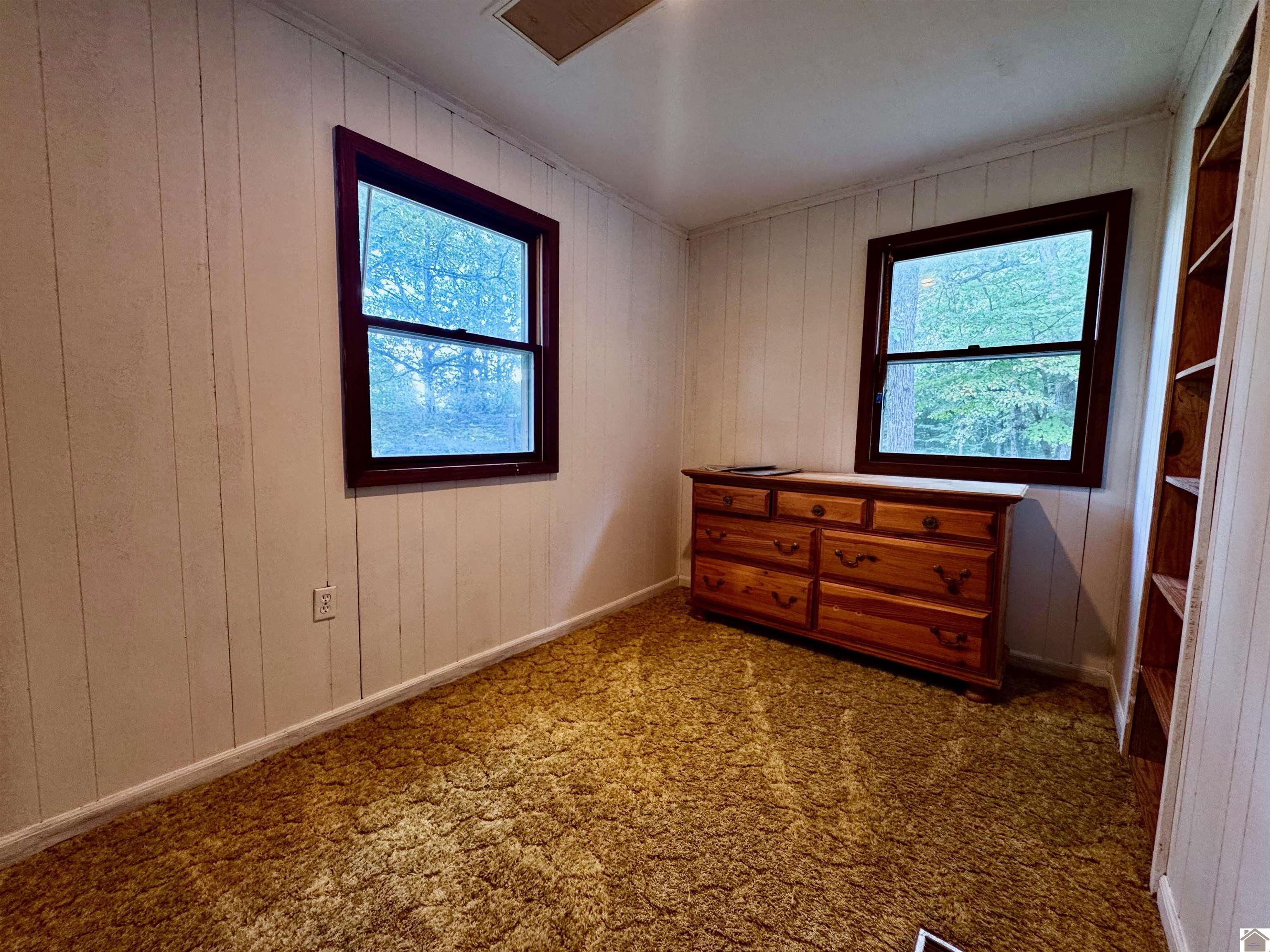 1037 Stringtown Rd Unit: 1033 Stringtown Rd