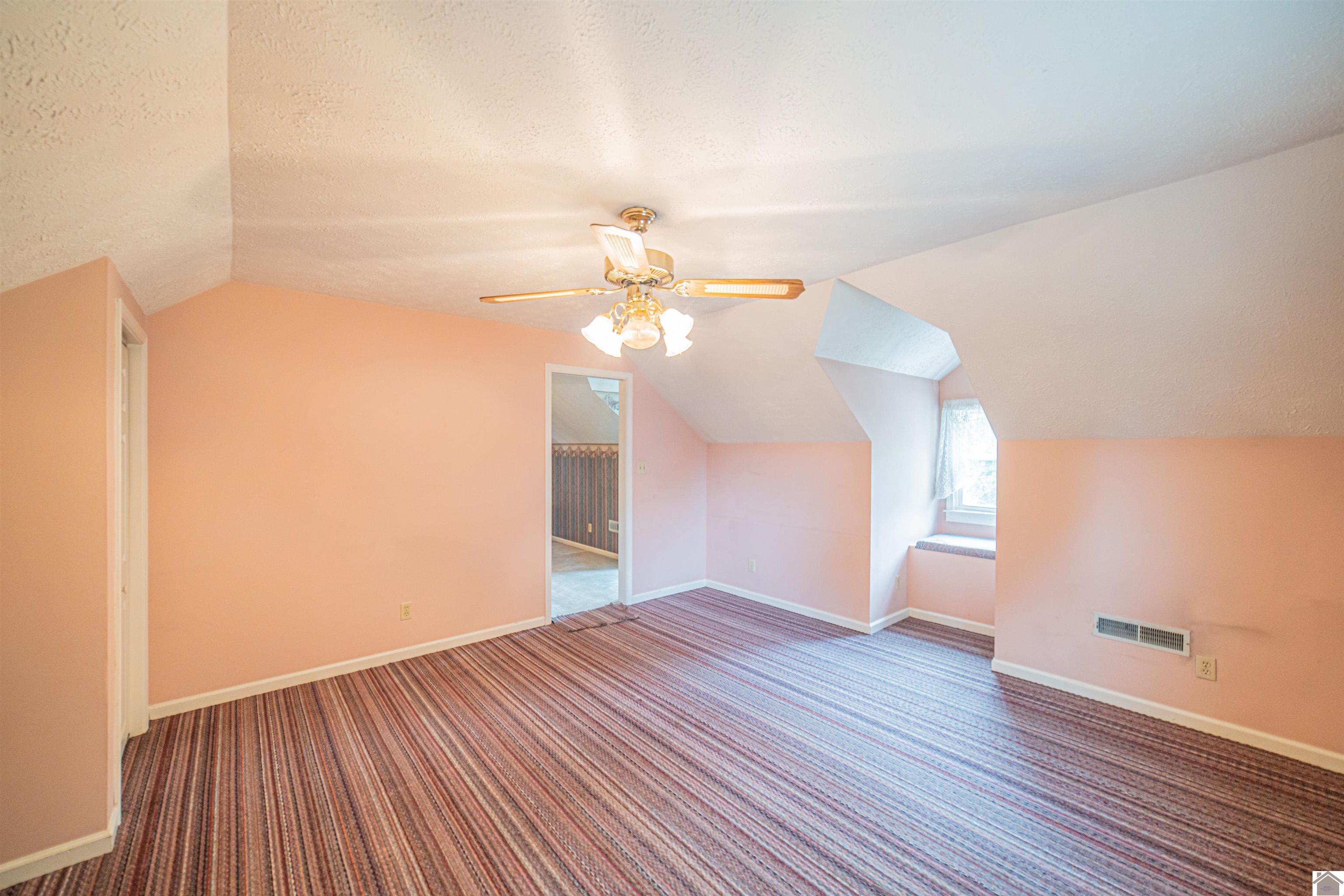 4435 Maywood
