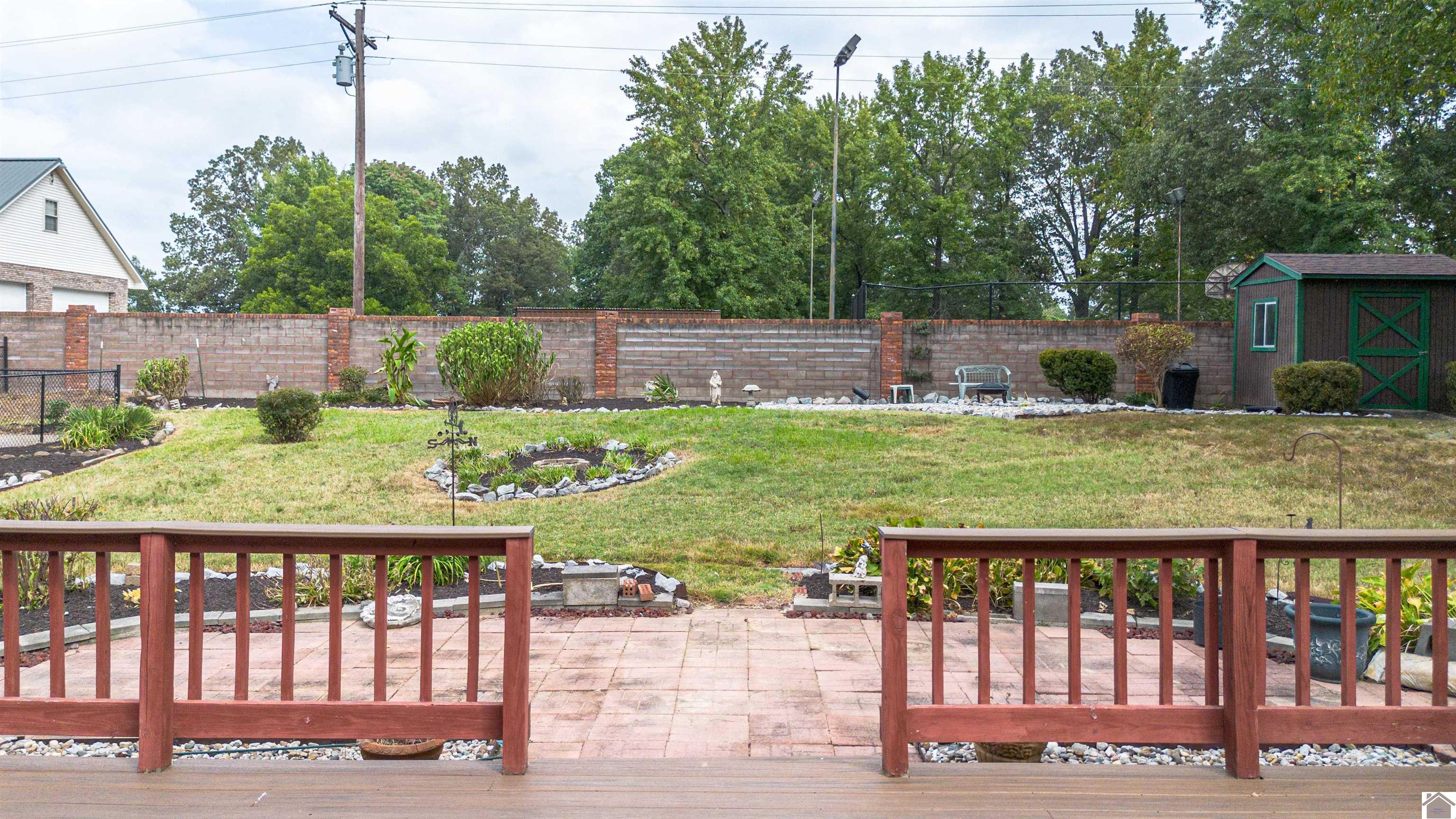 4435 Maywood