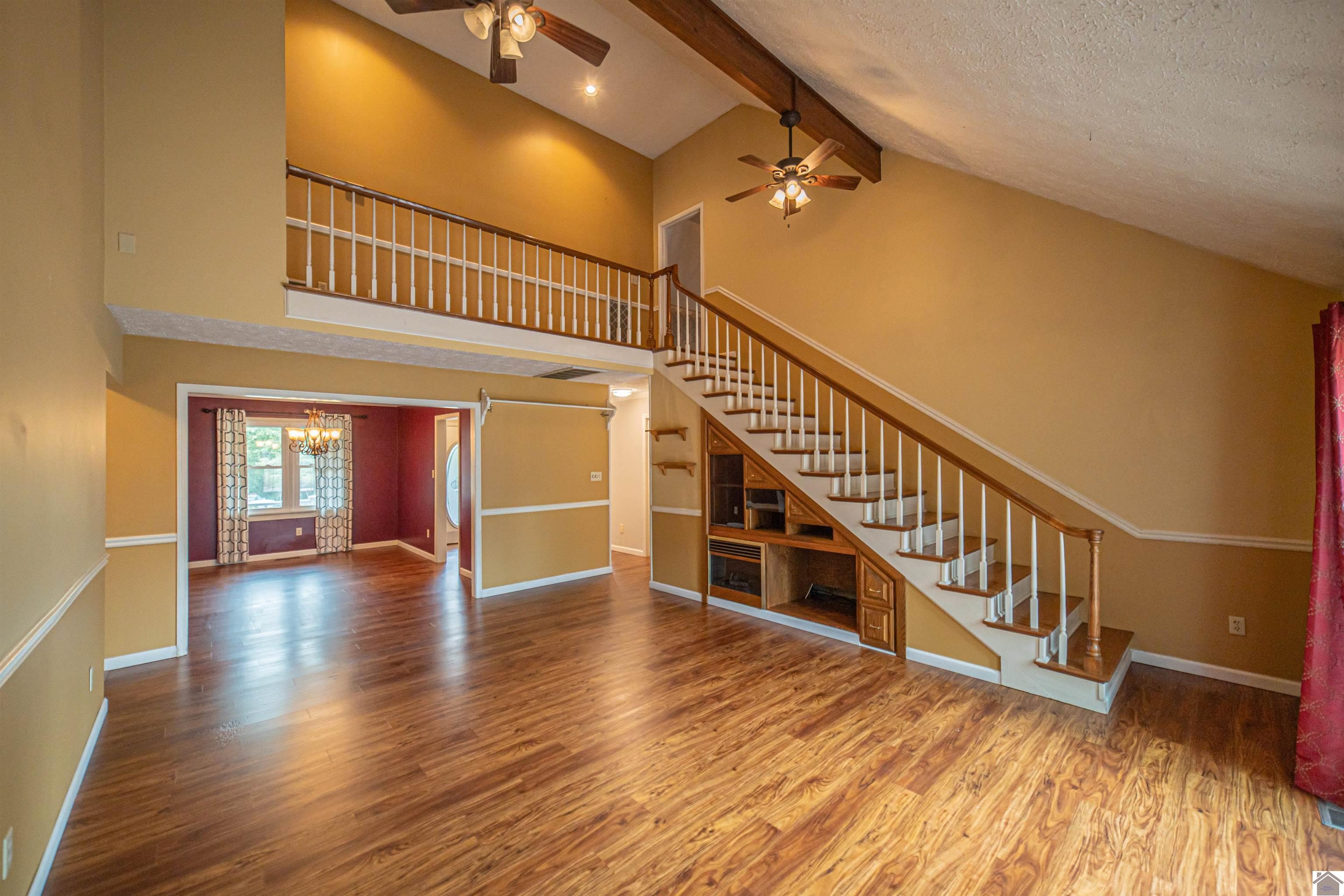 4435 Maywood