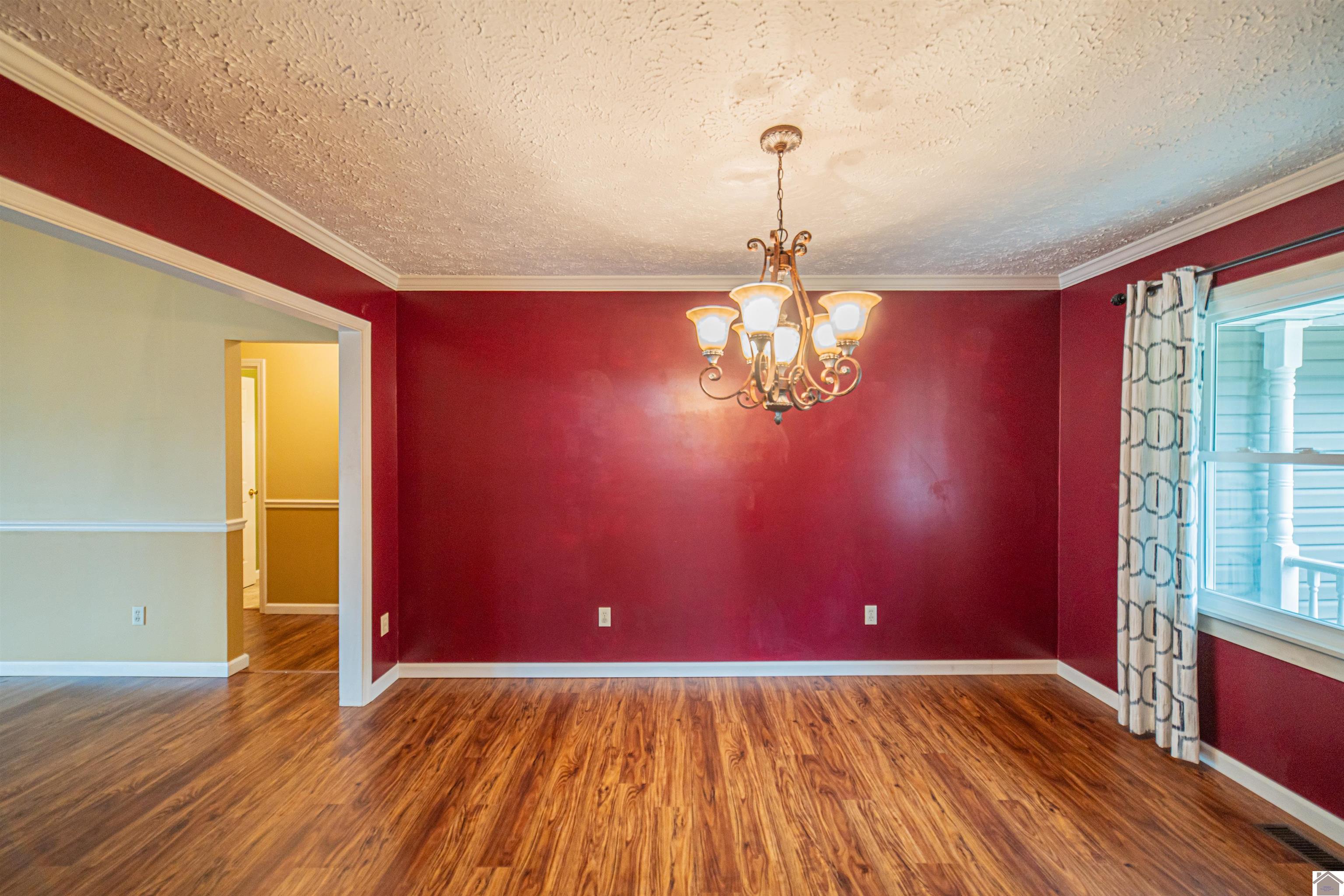 4435 Maywood