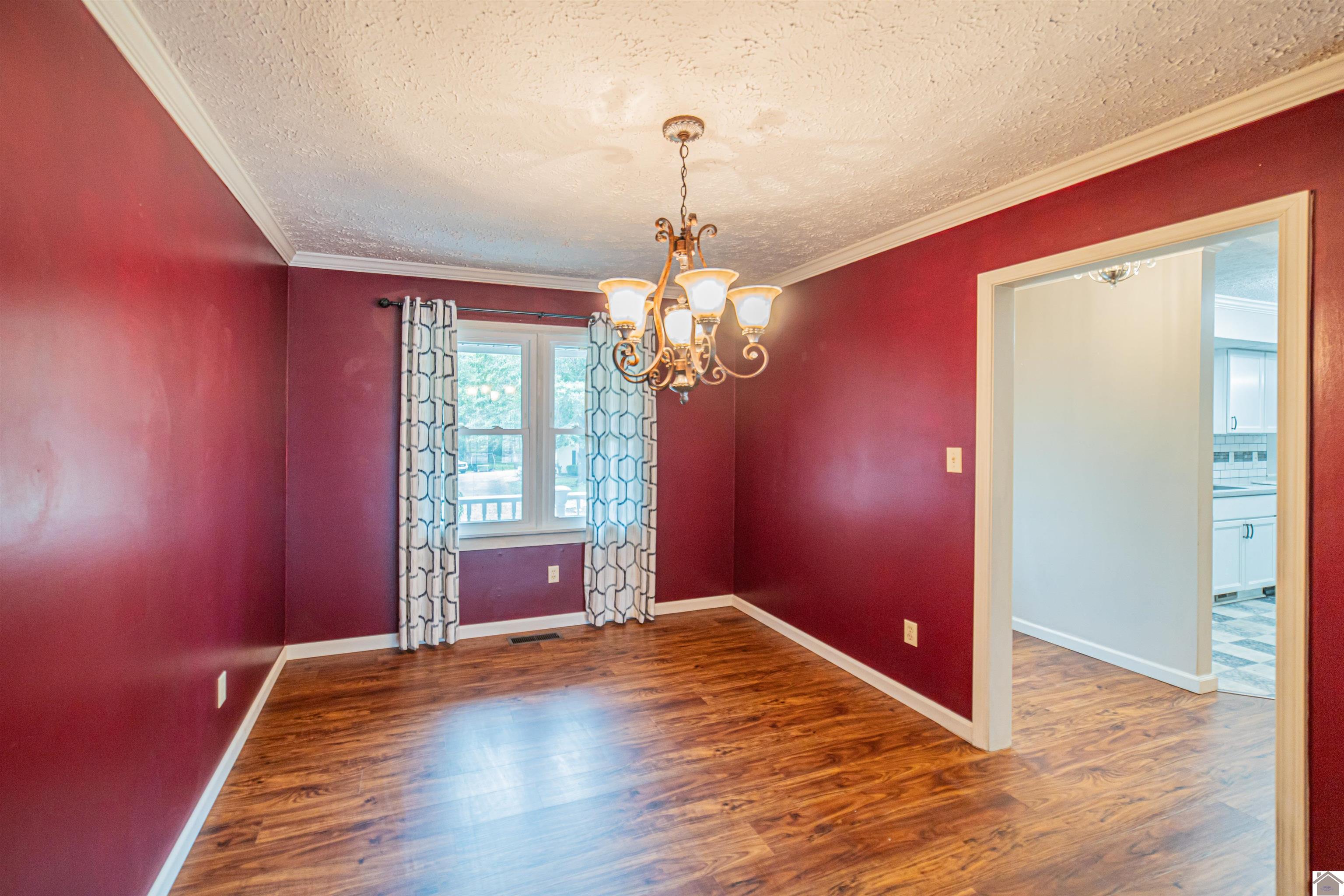 4435 Maywood