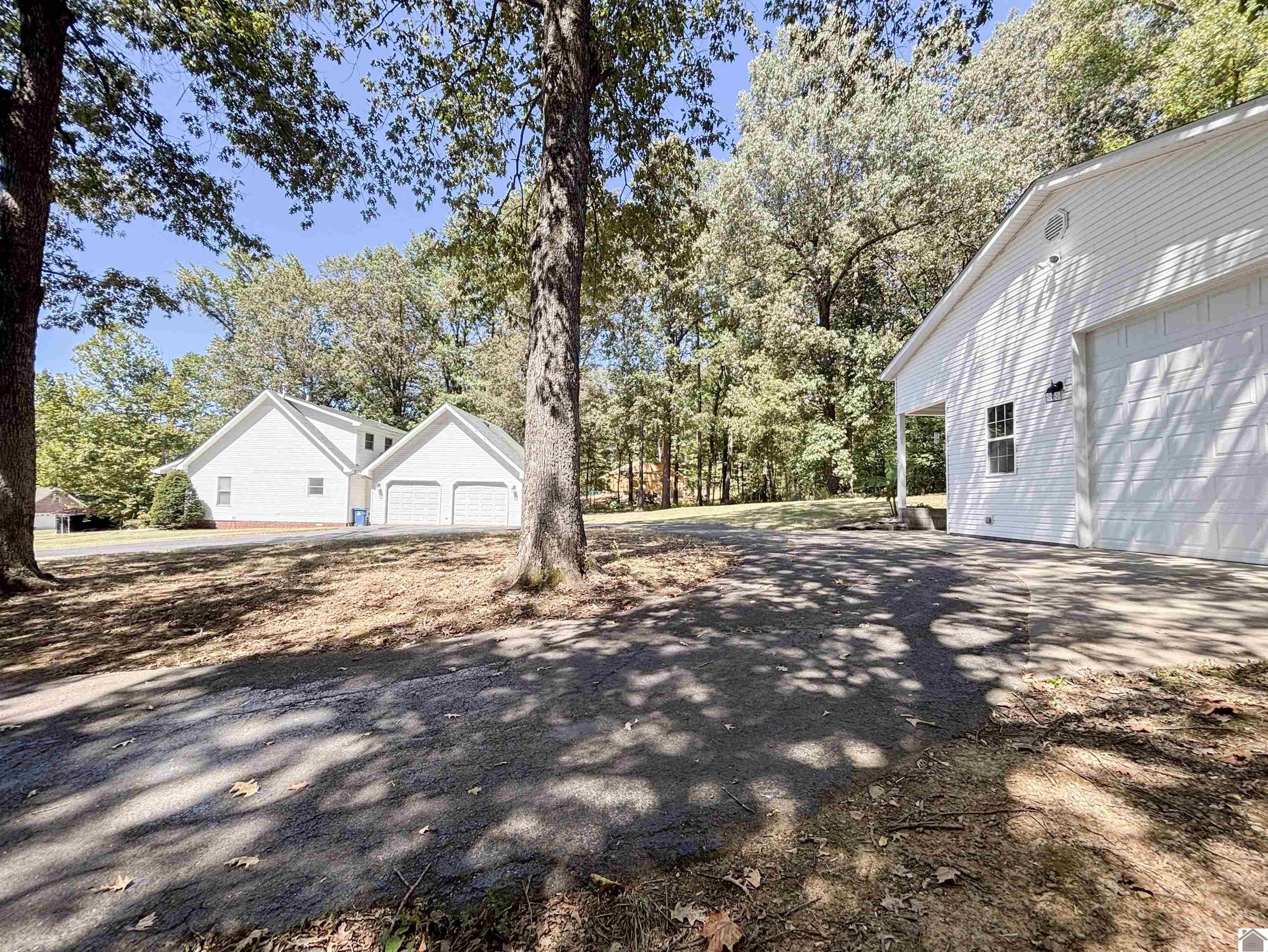 925 Wayside Dr