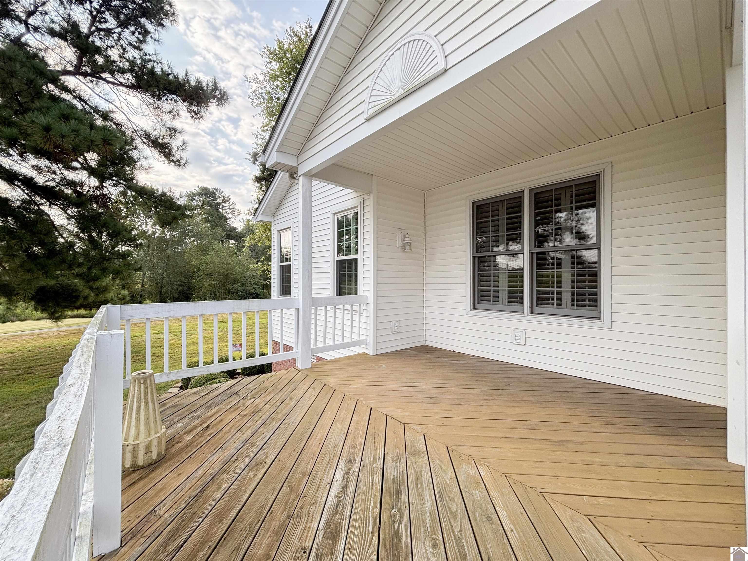 31 Village Drive West
