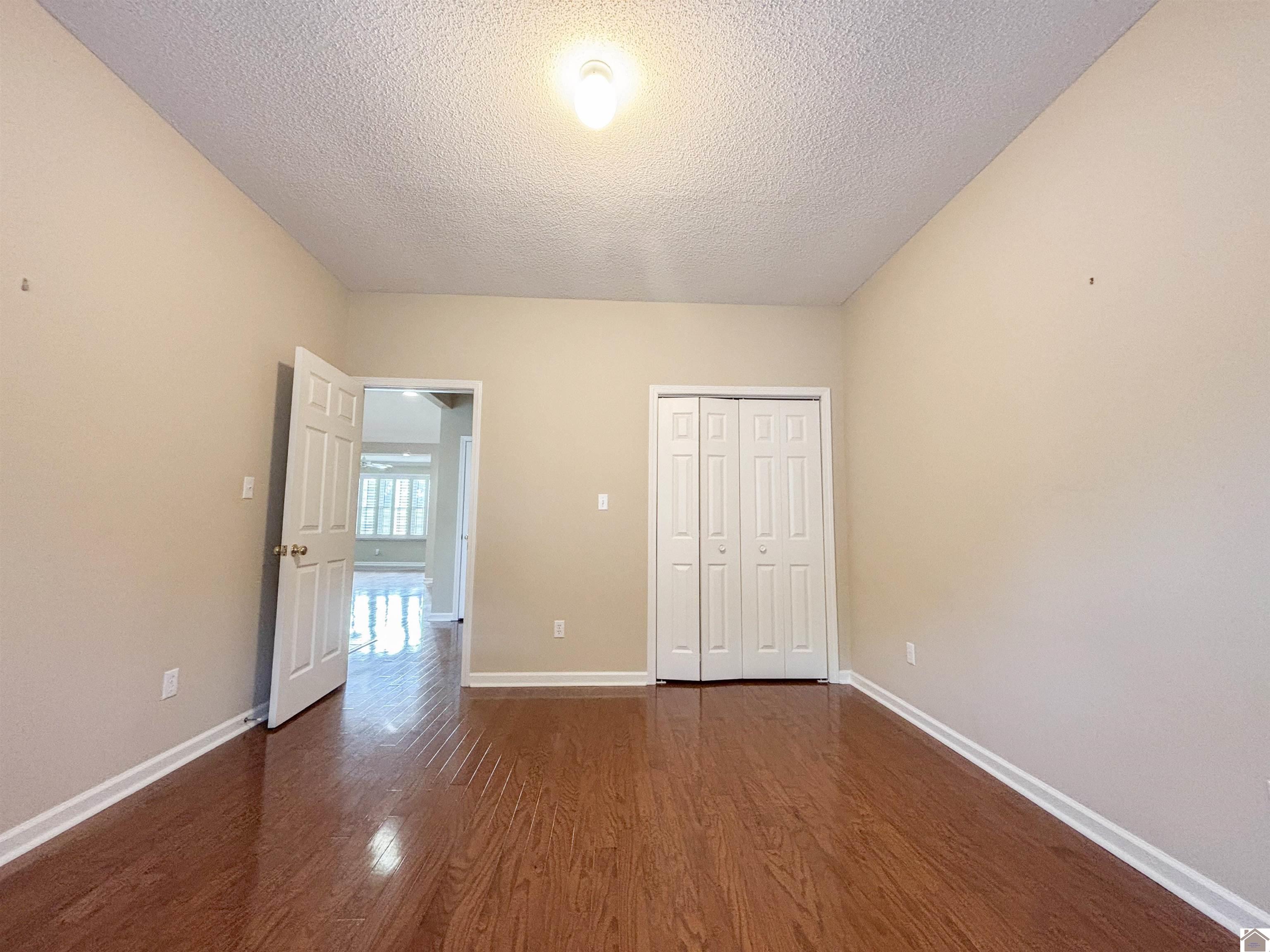 31 Village Drive West