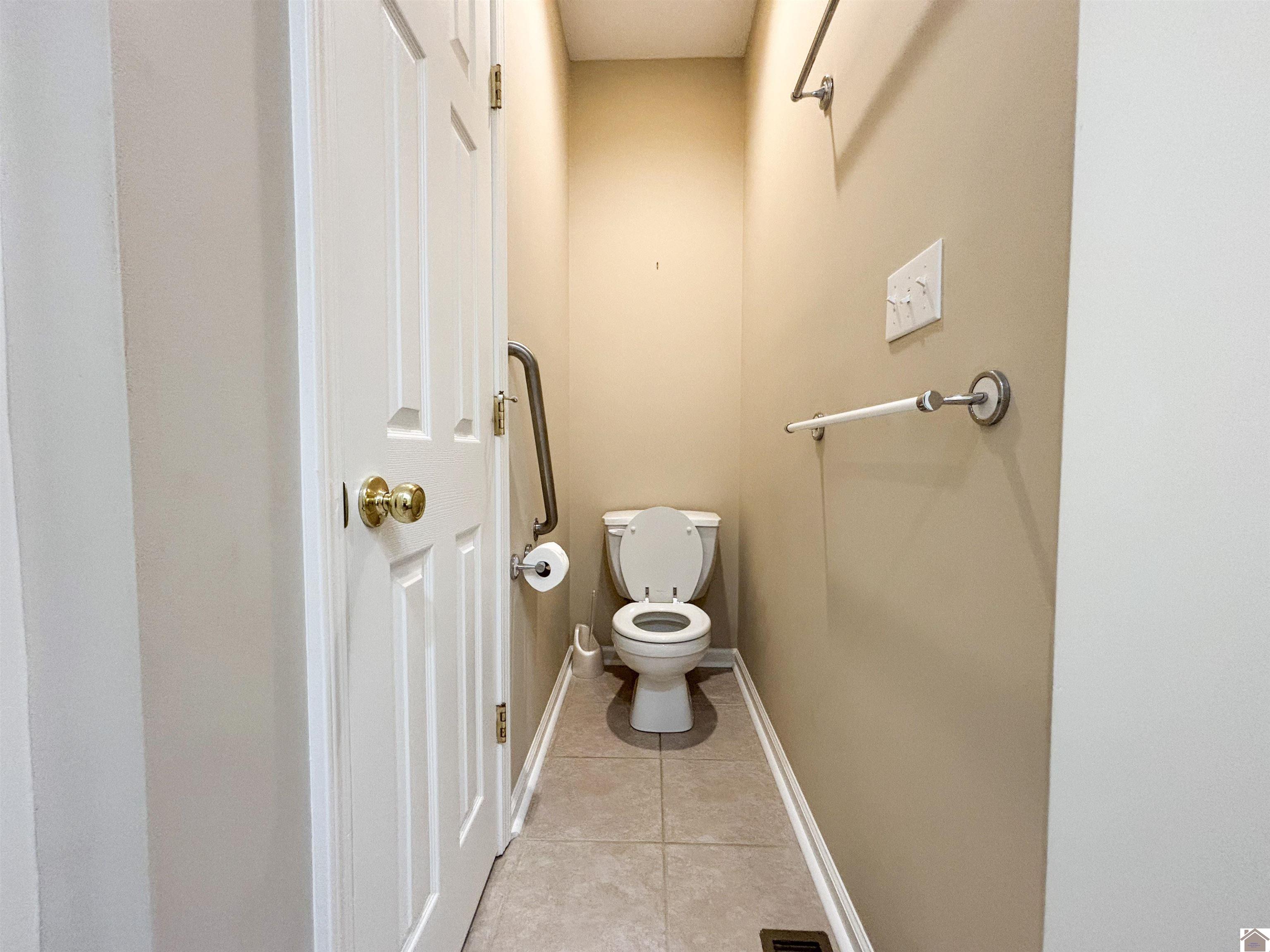 31 Village Drive West