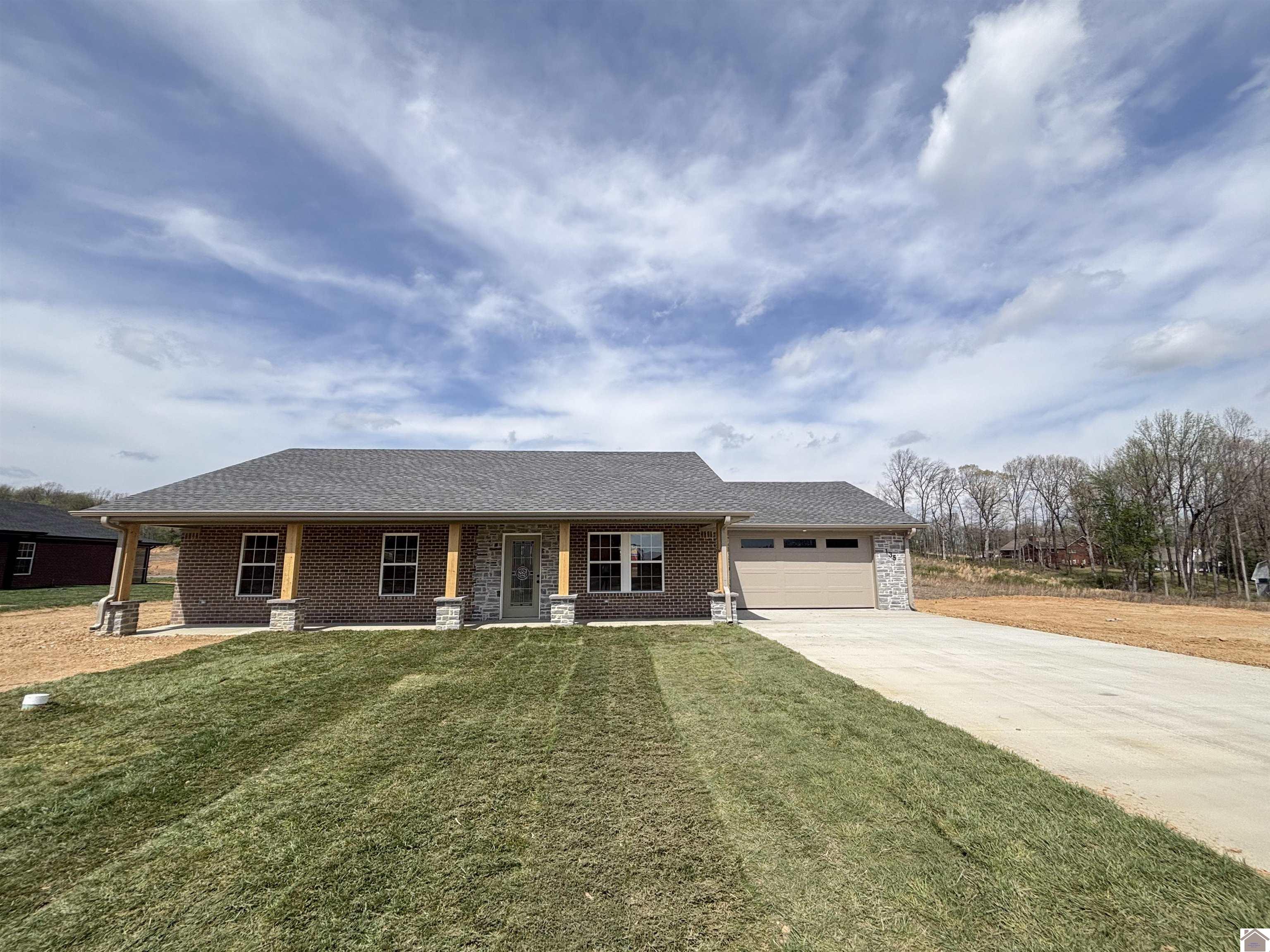 135 Clover Crescent