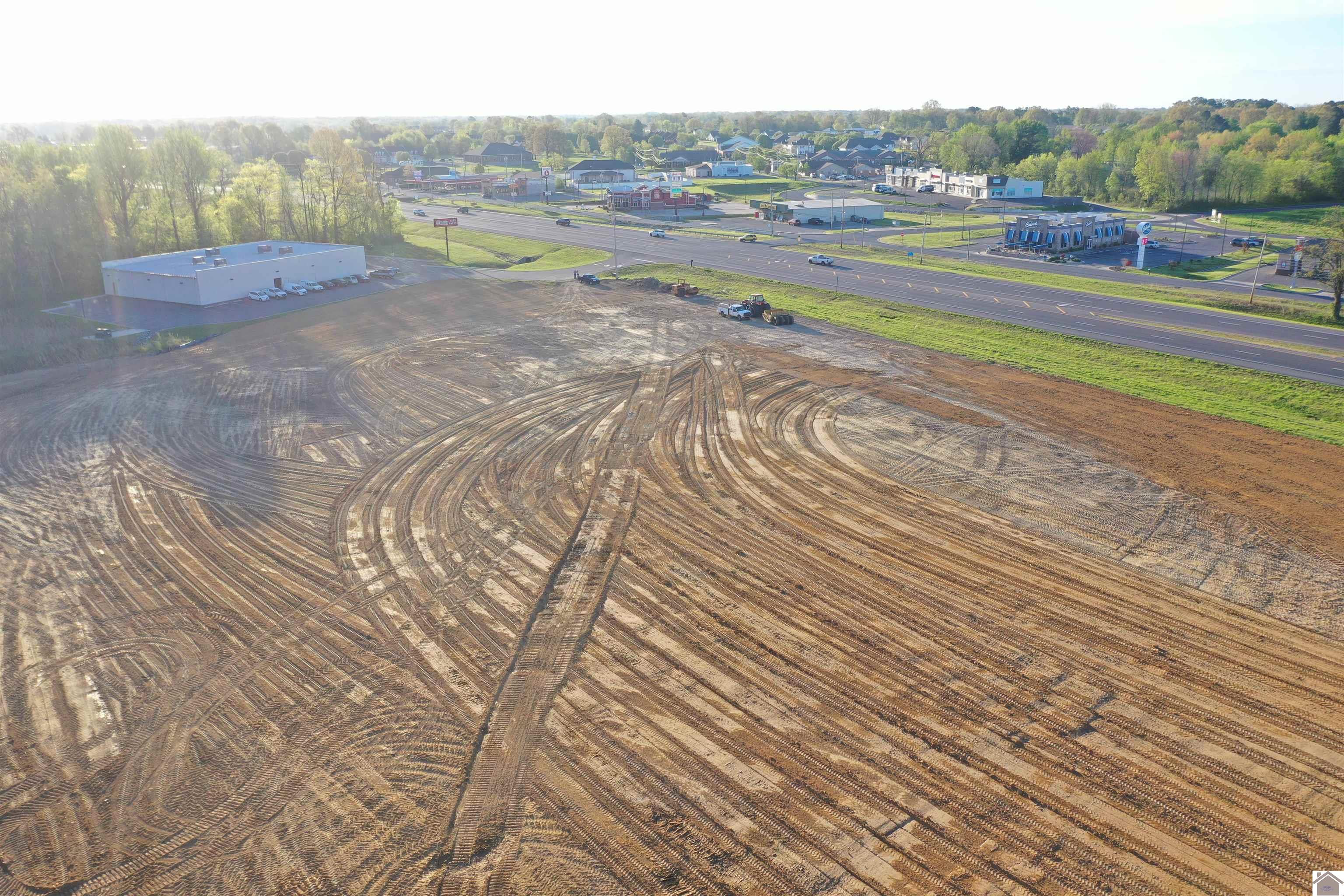 5345 Hinkleville Road Unit: Lot 4