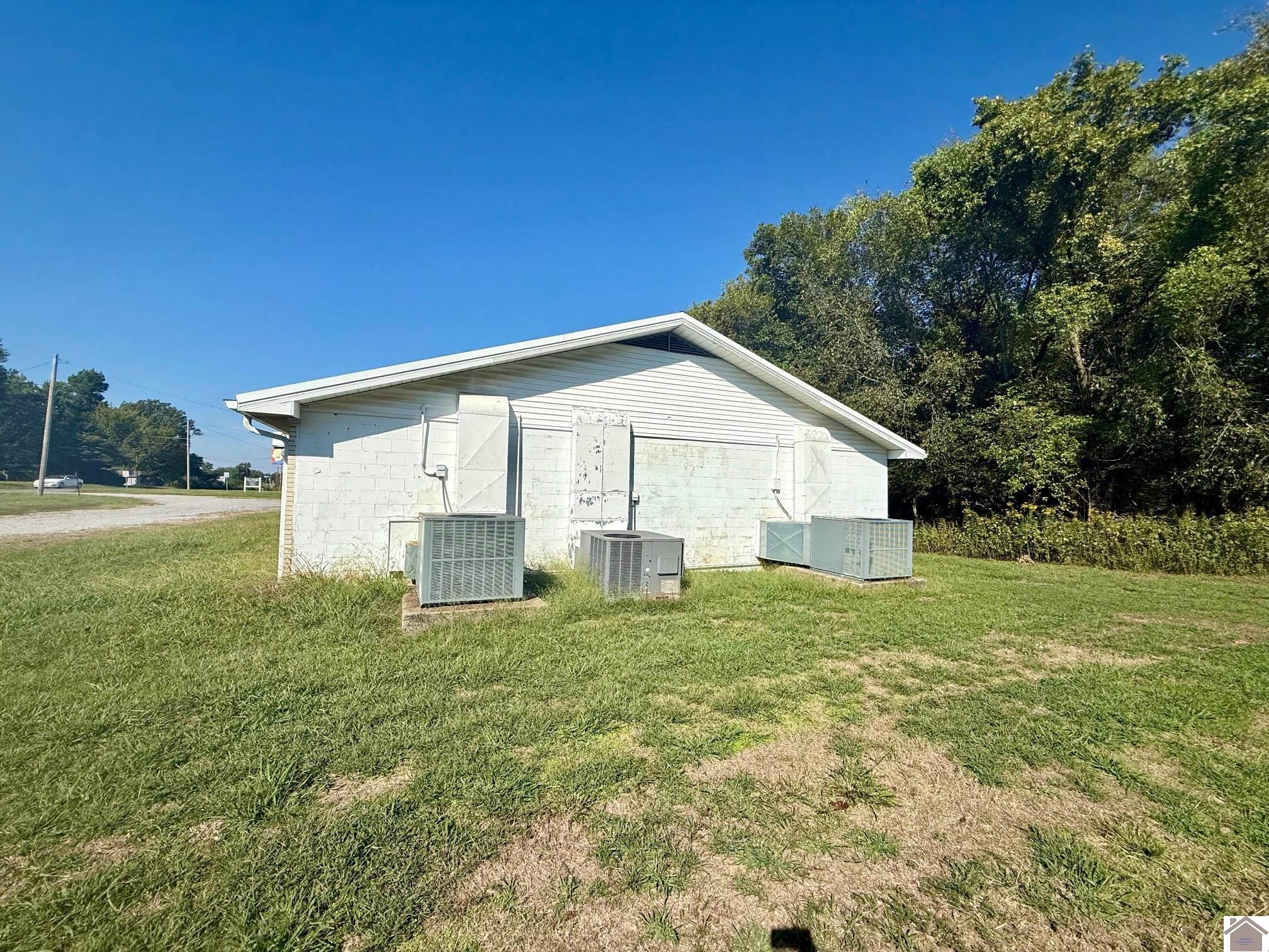906 Wickliffe Rd