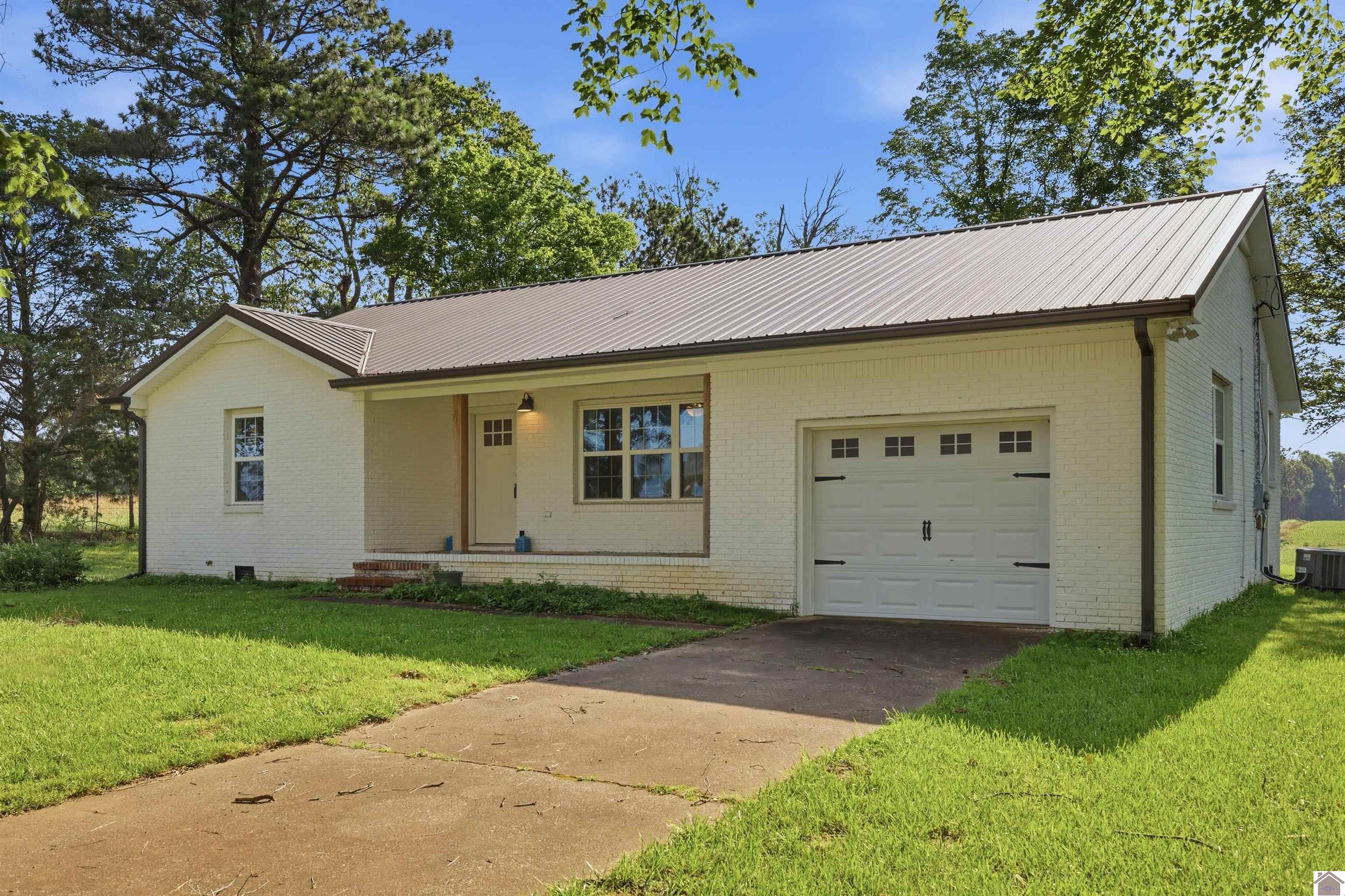 2122 McElrath RD