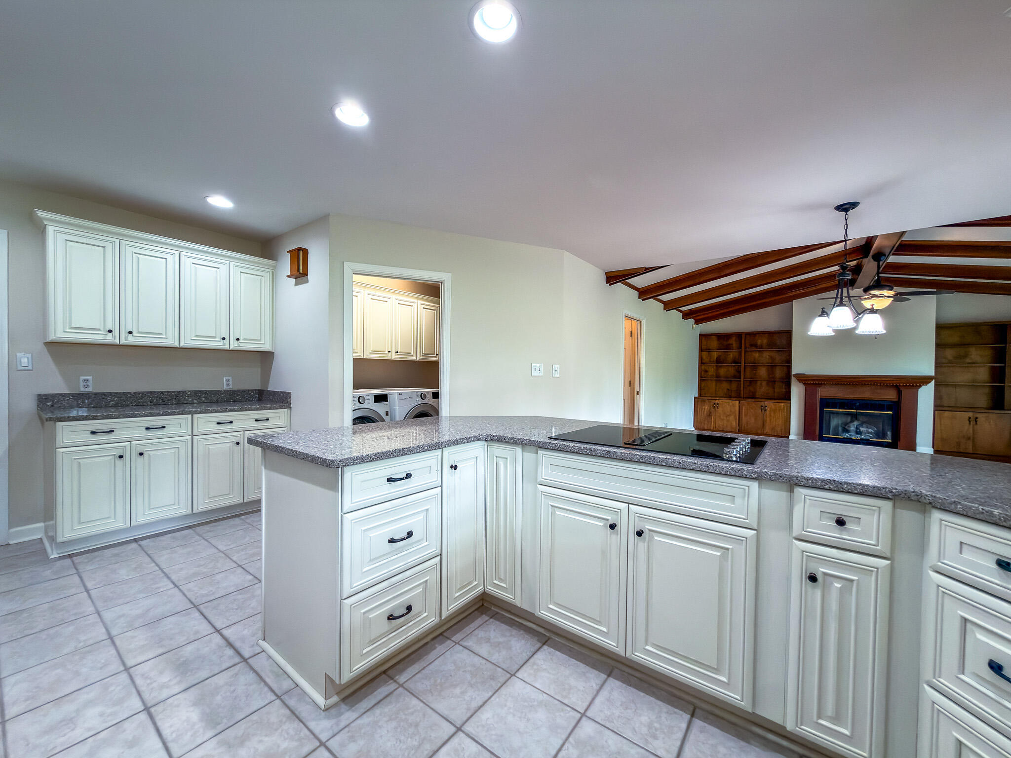 1517 Gleneagles Drive