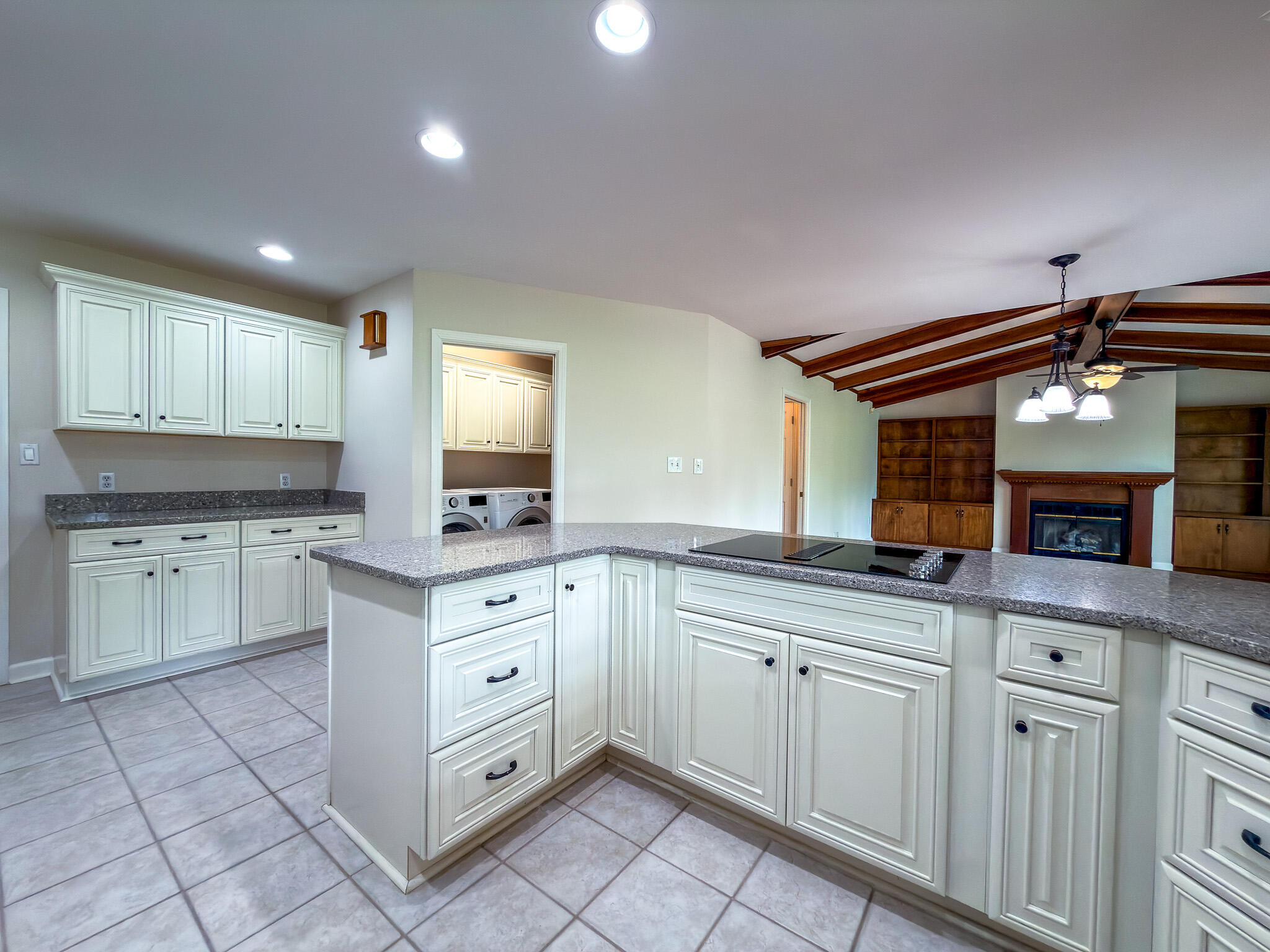 1517 Gleneagles Drive