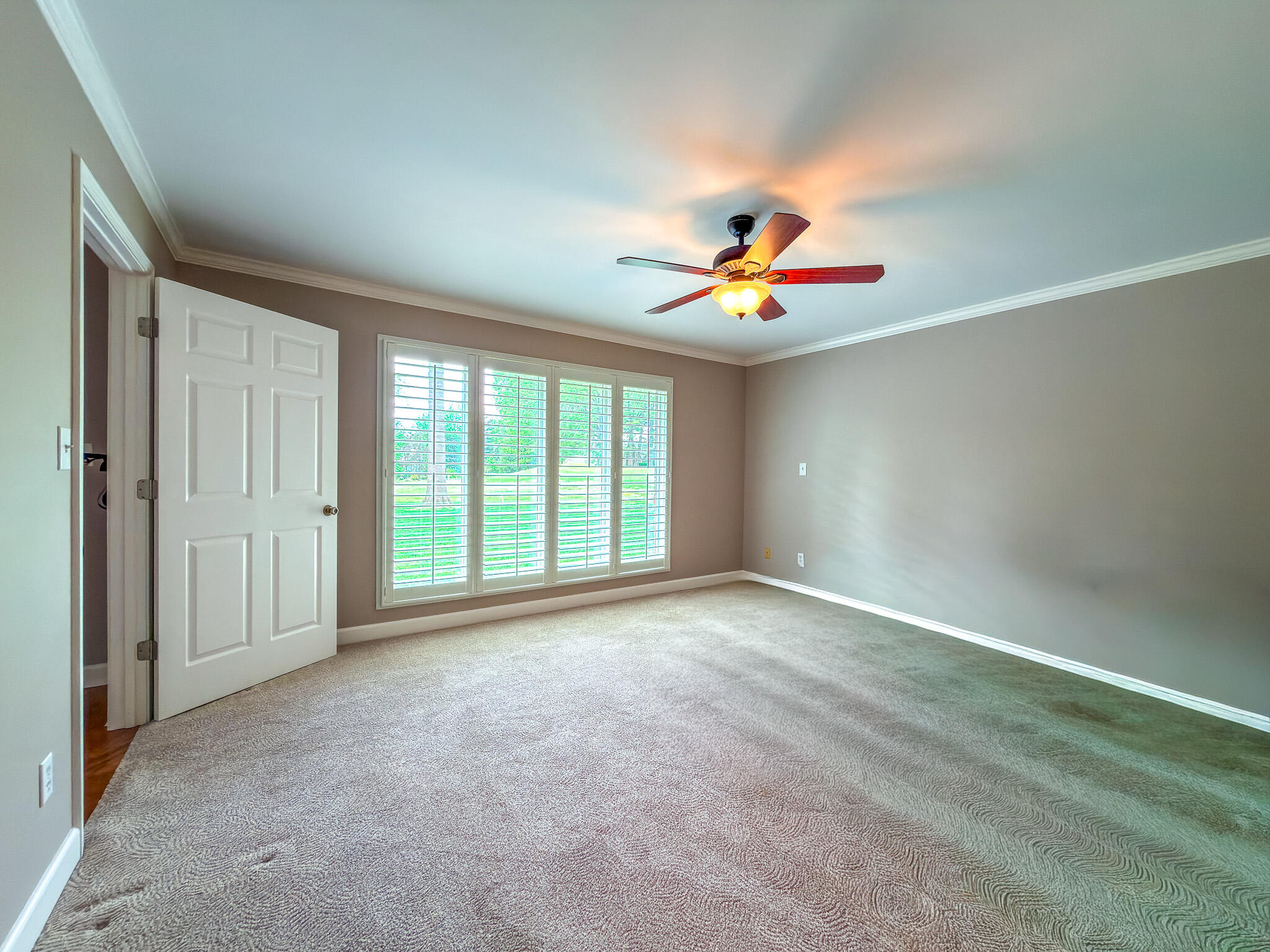 1517 Gleneagles Drive