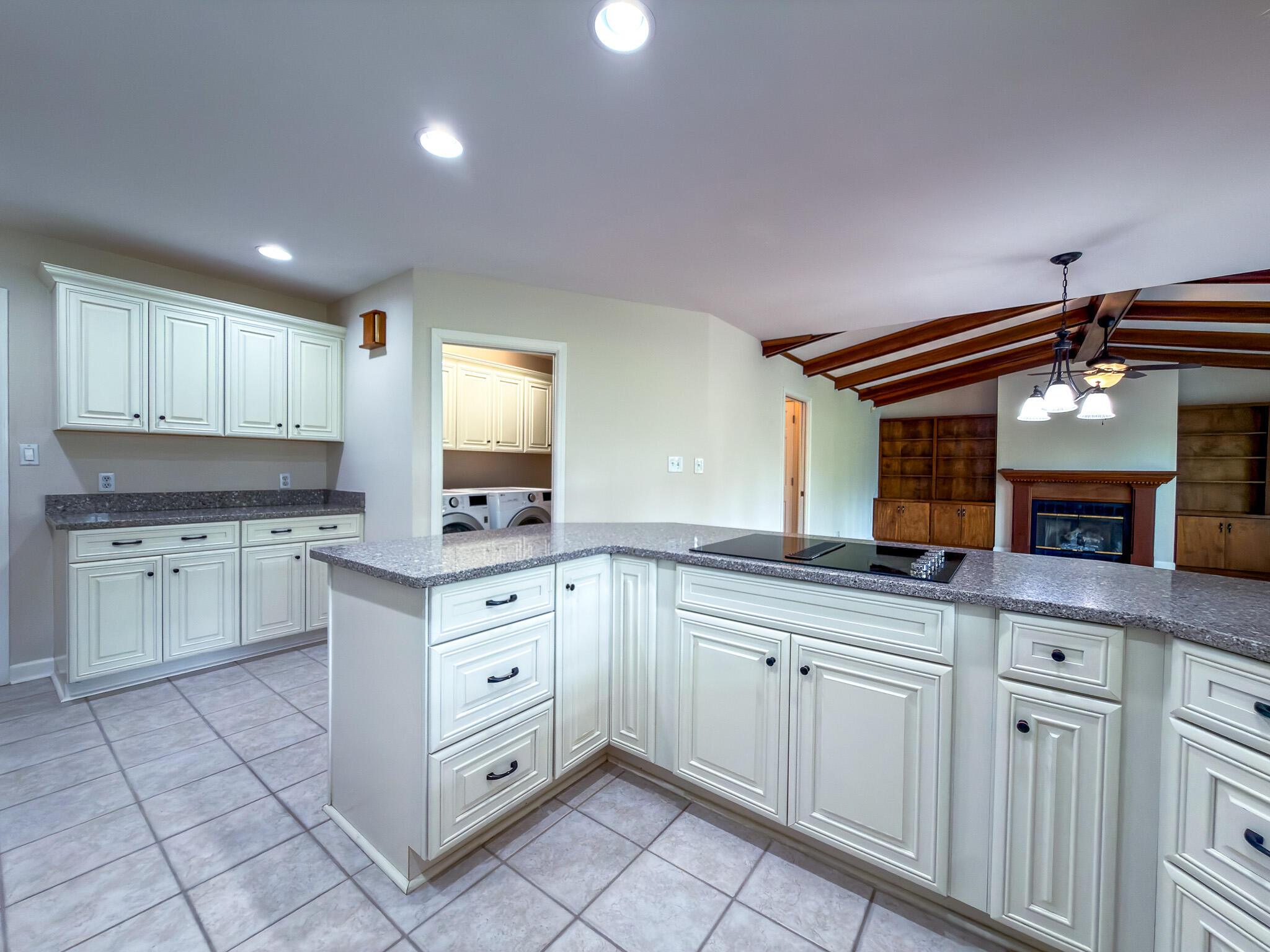 1517 Gleneagles Drive