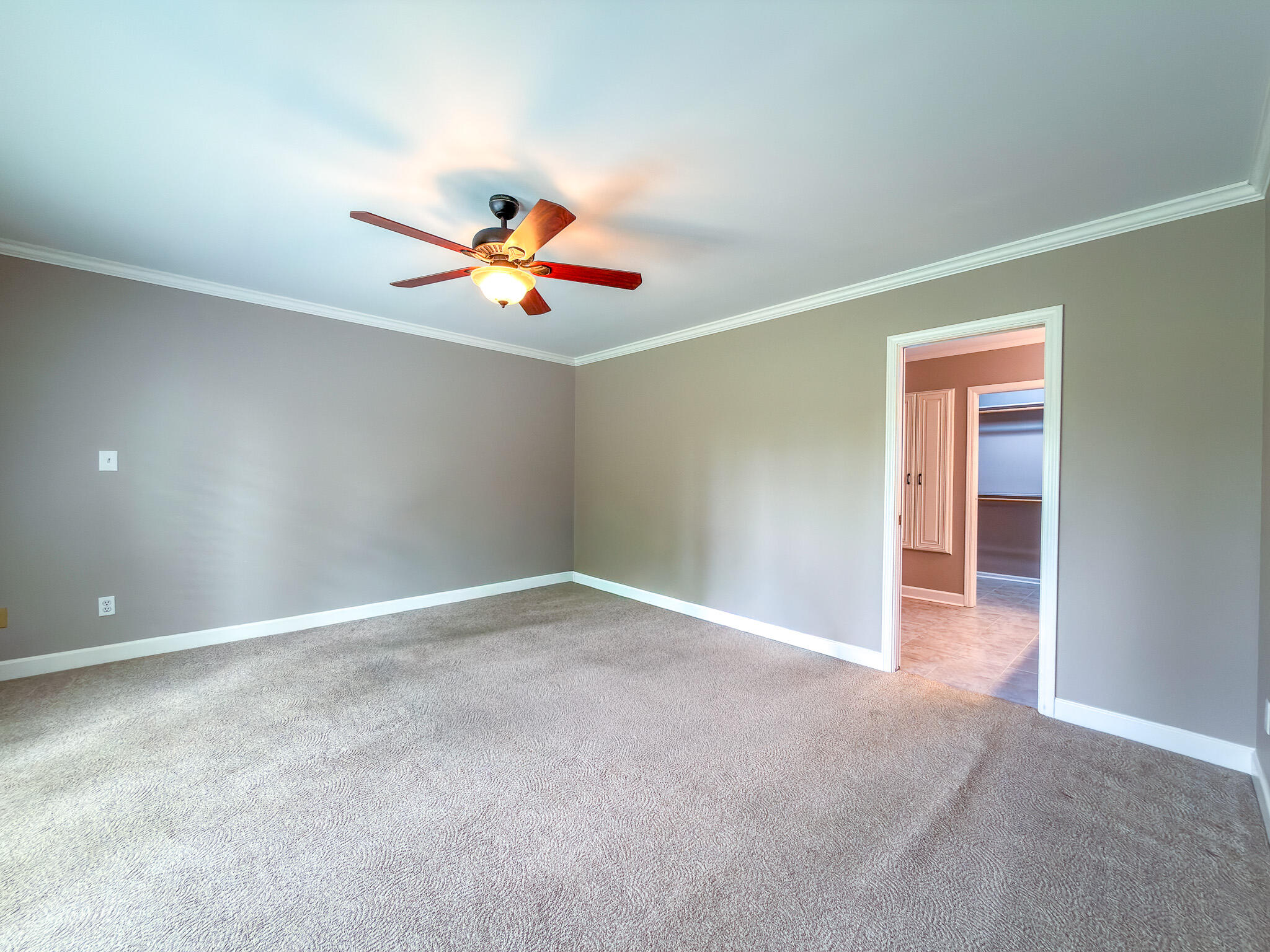 1517 Gleneagles Drive