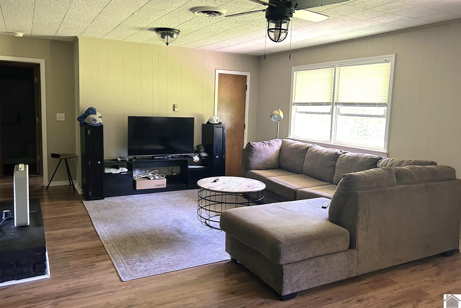 190 & 192 Pecan Drive