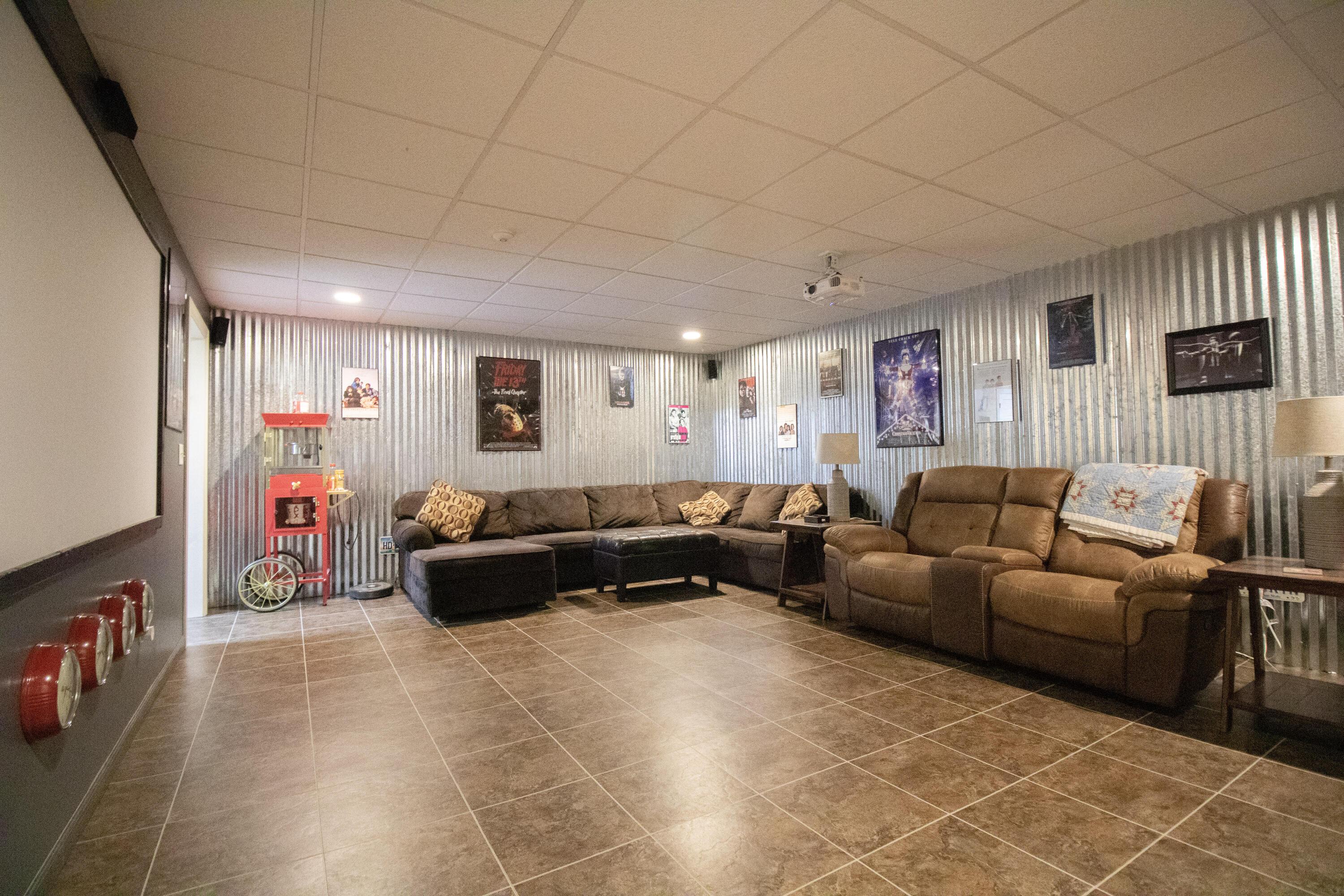 161 Lakeside Drive