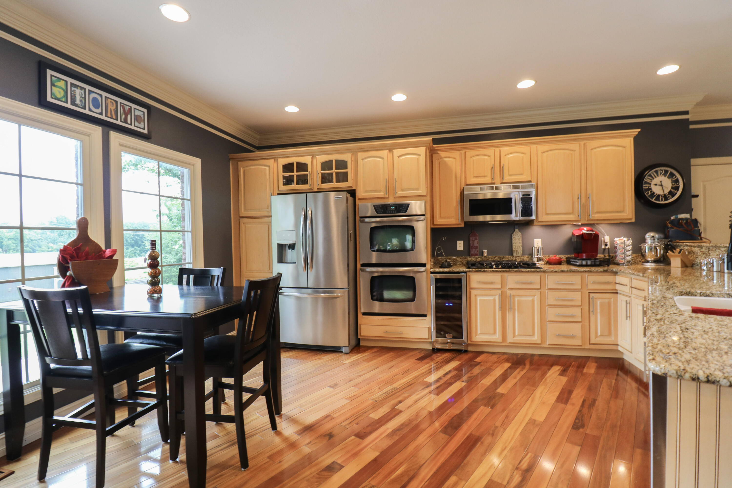161 Lakeside Drive