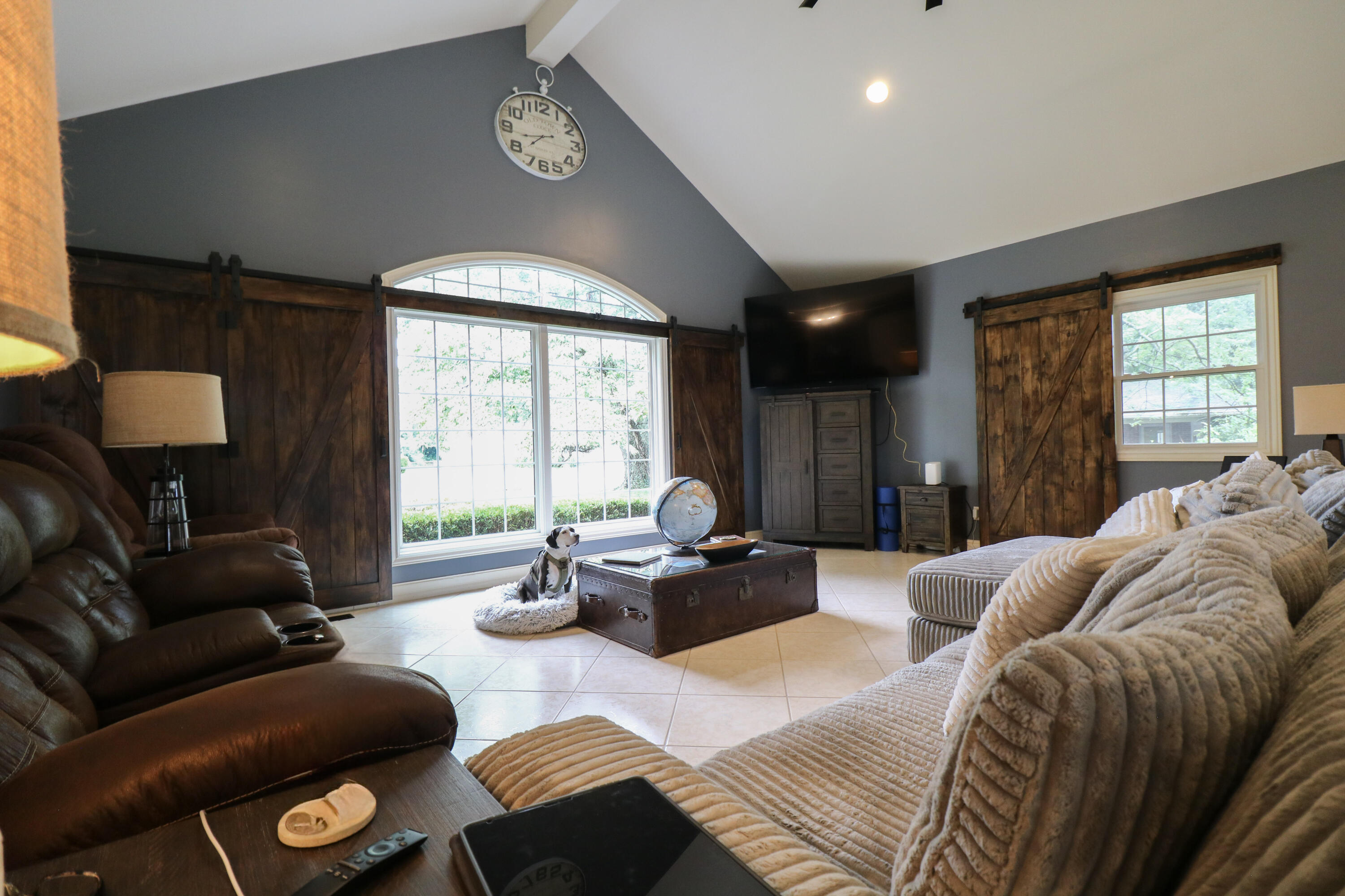 161 Lakeside Drive