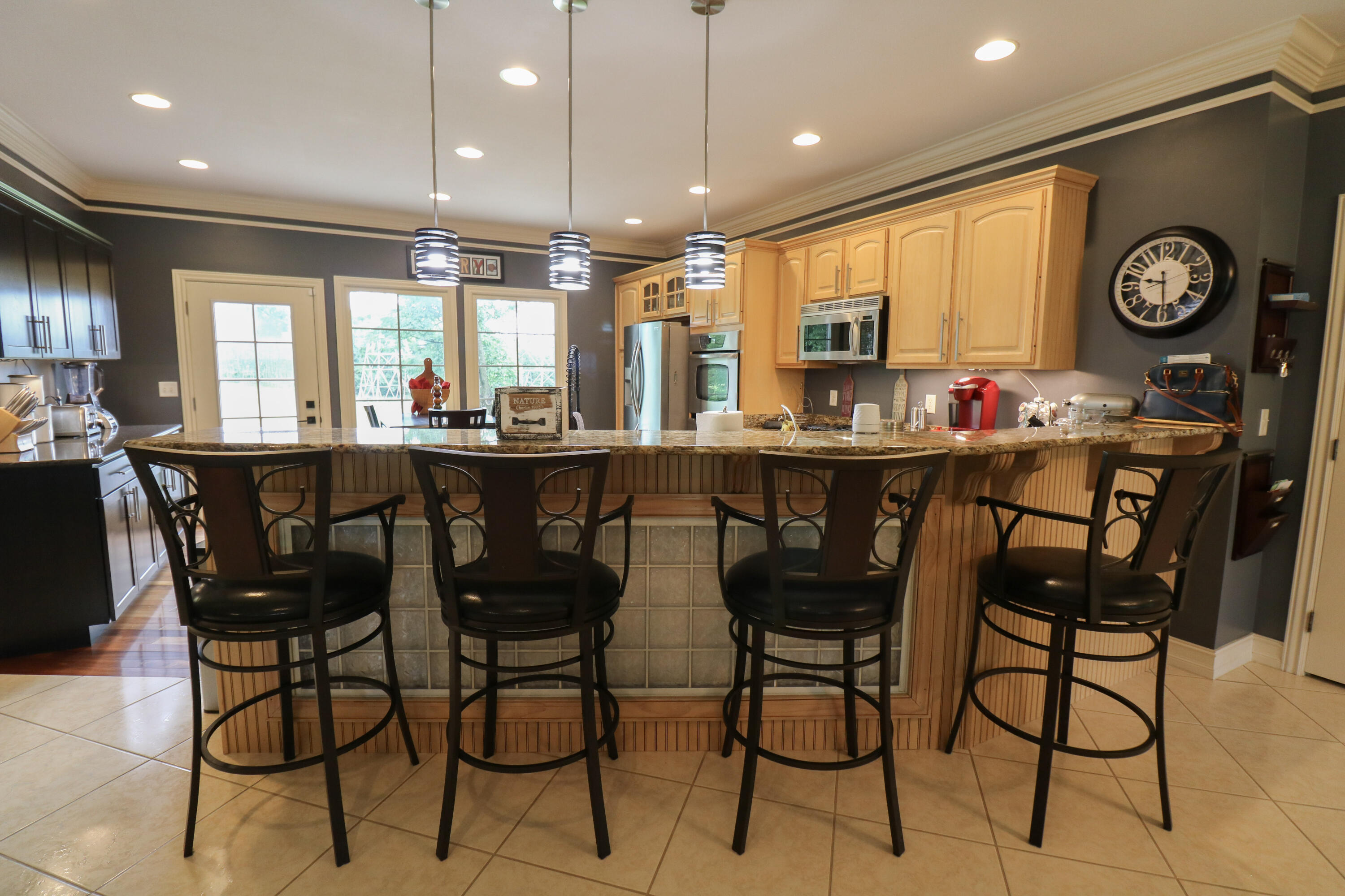 161 Lakeside Drive