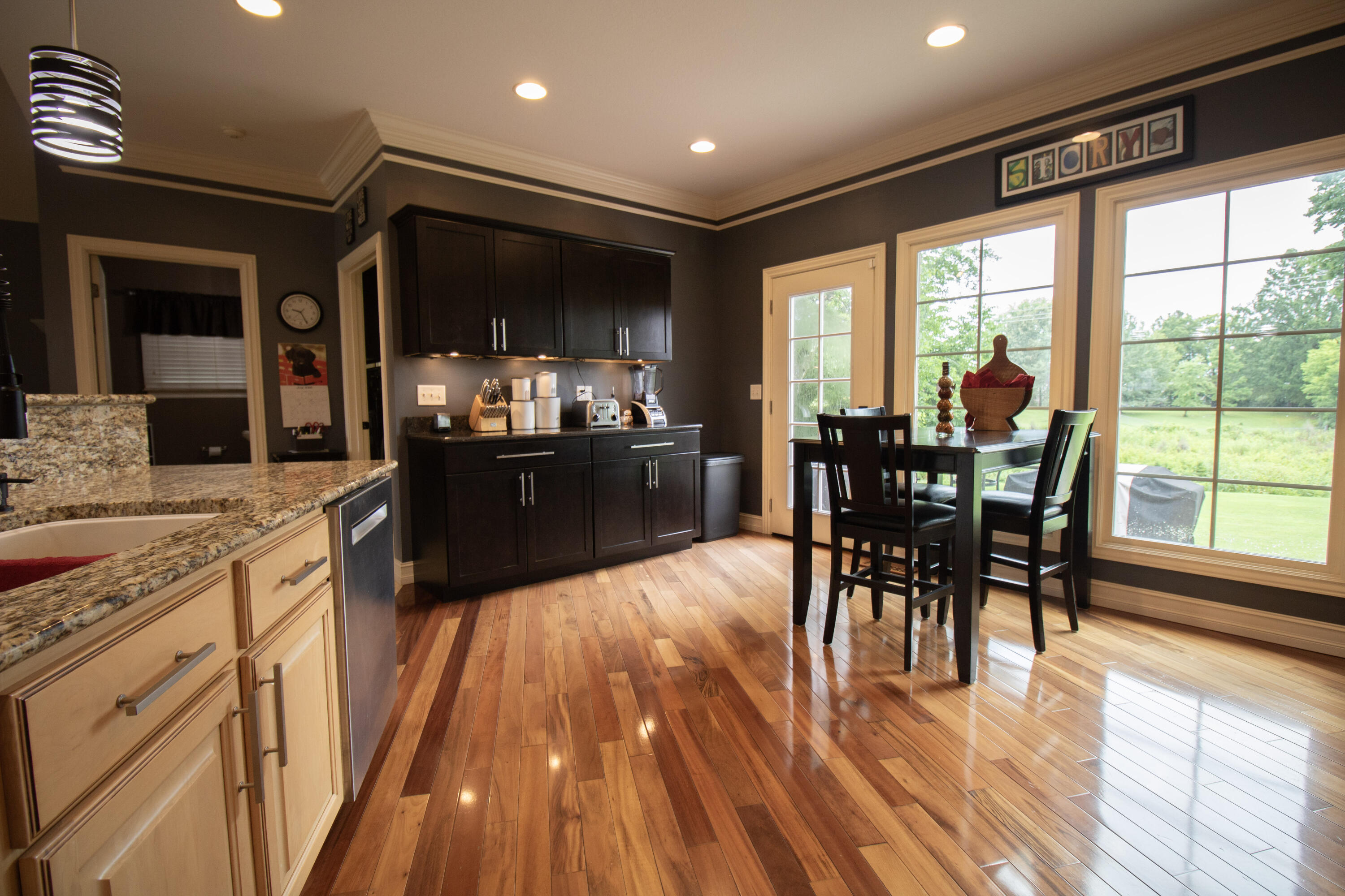 161 Lakeside Drive