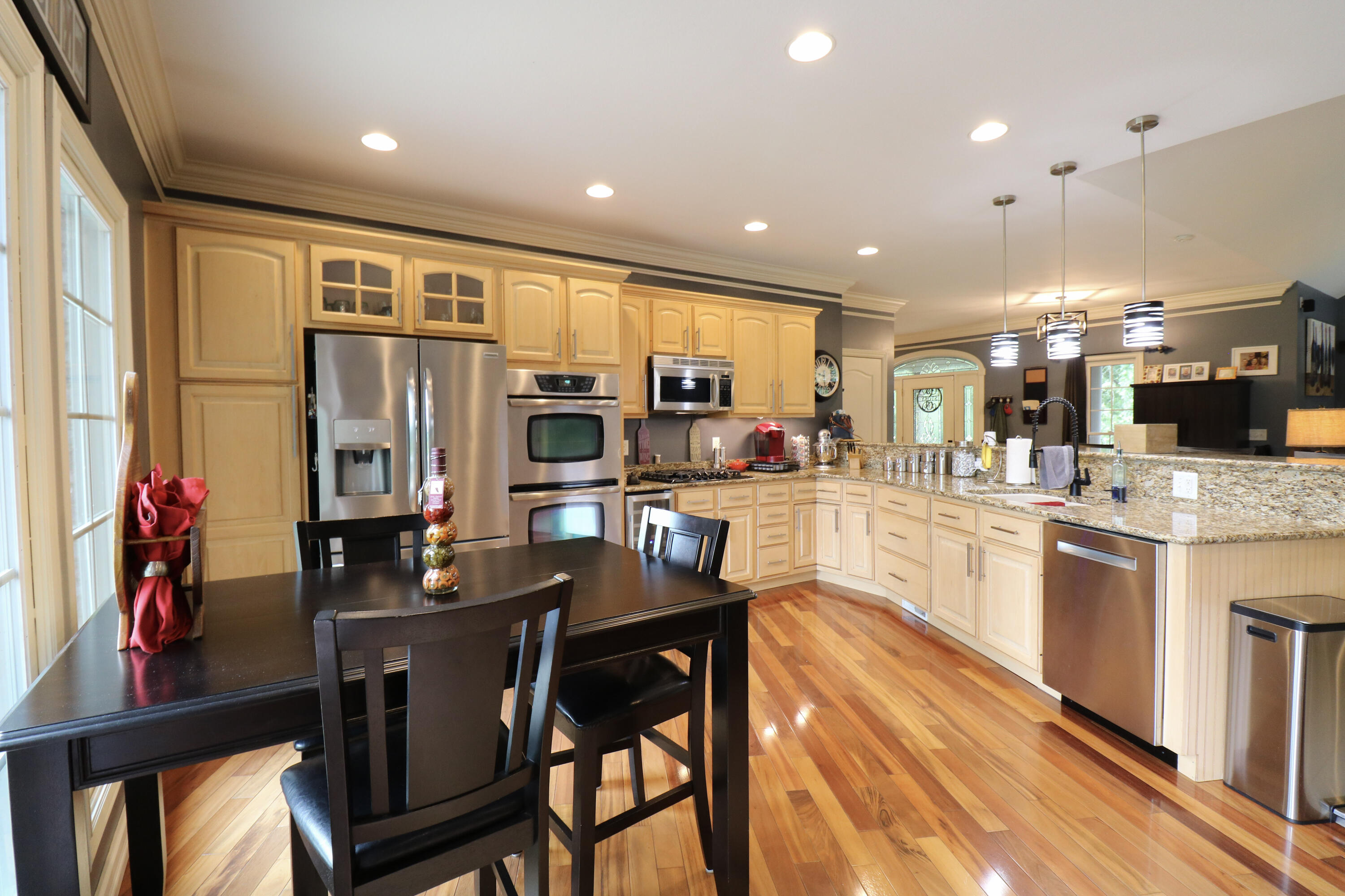 161 Lakeside Drive