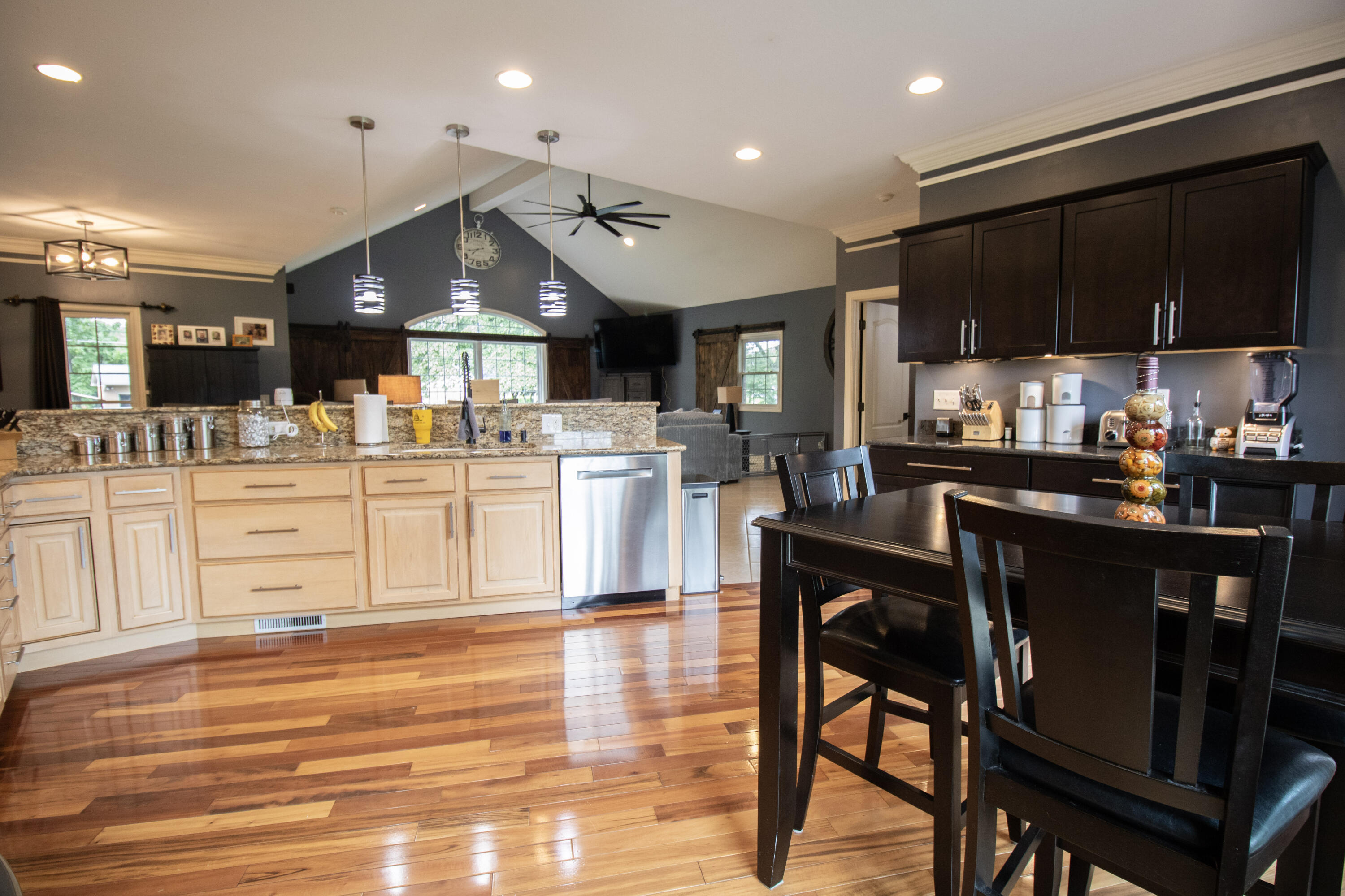 161 Lakeside Drive