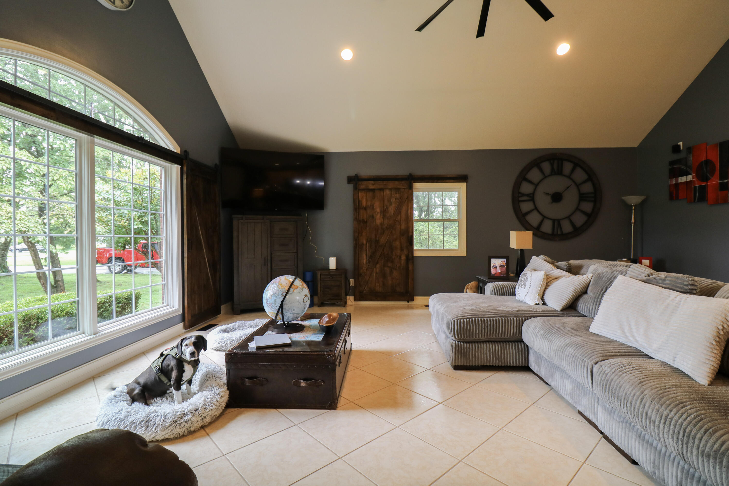 161 Lakeside Drive