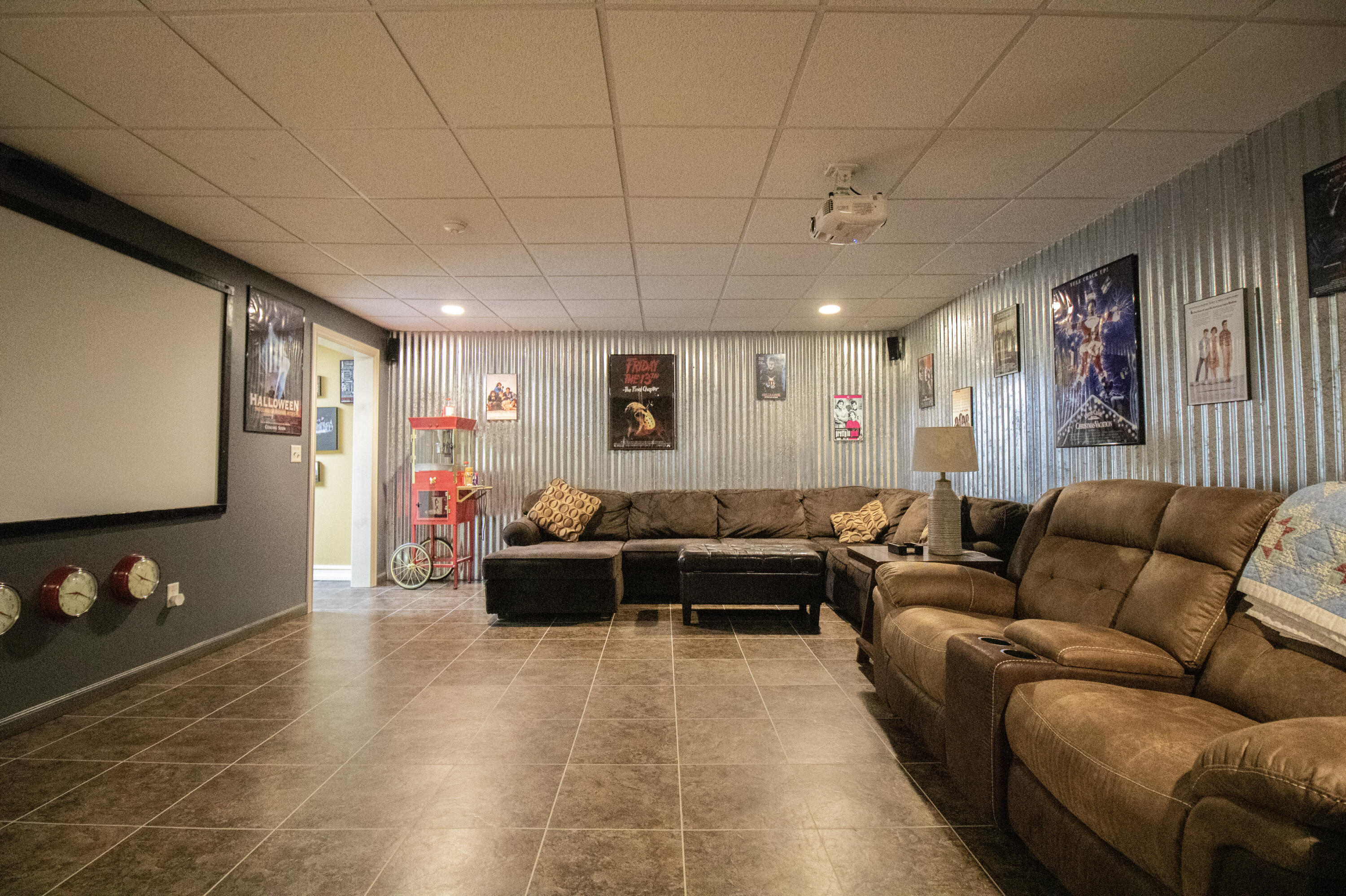 161 Lakeside Drive