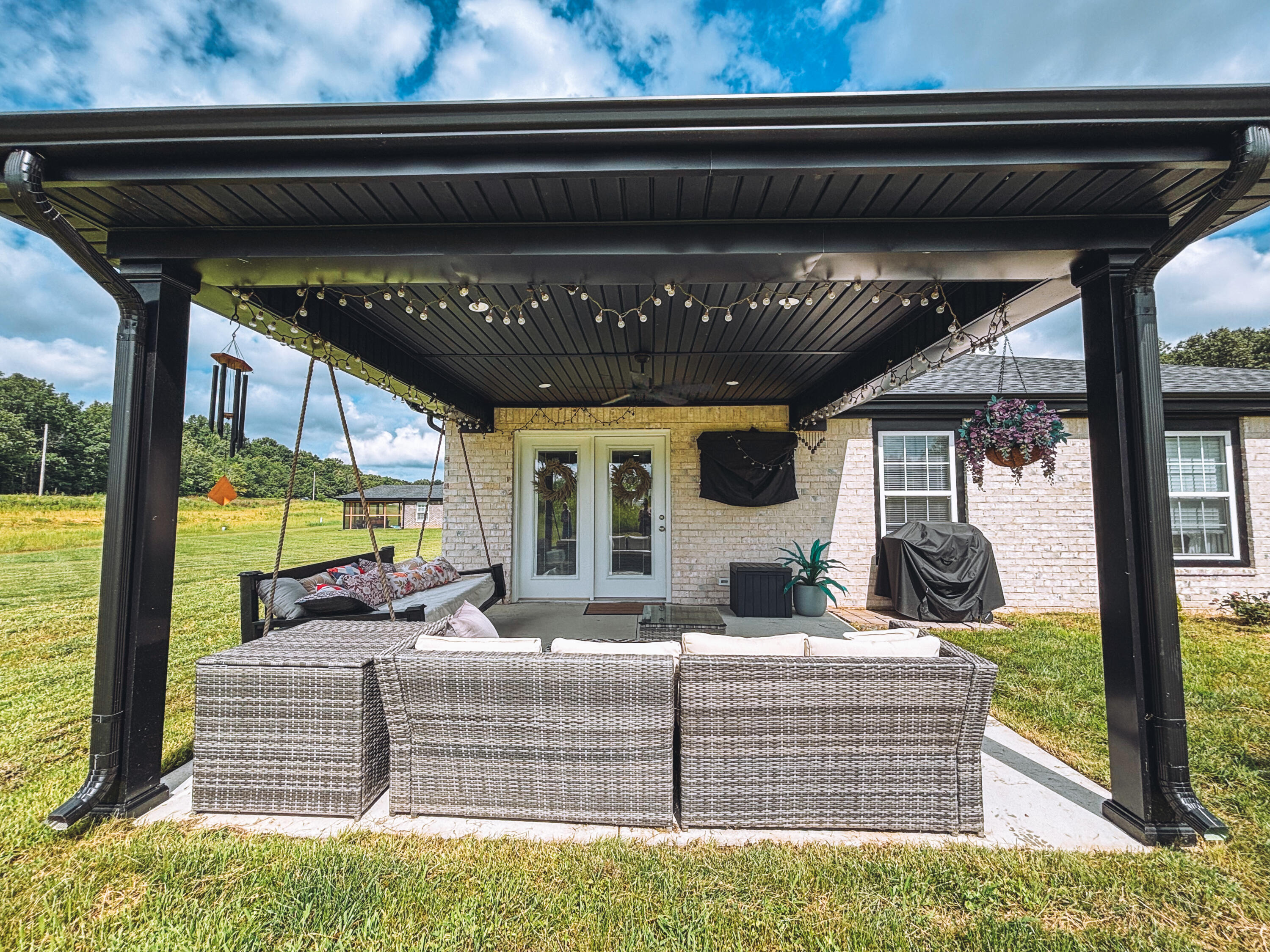 290 Clover Crescent