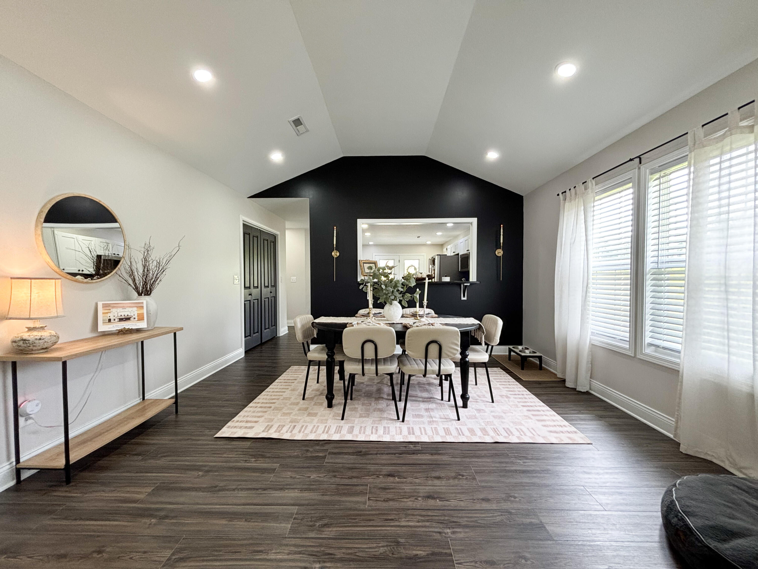 290 Clover Crescent