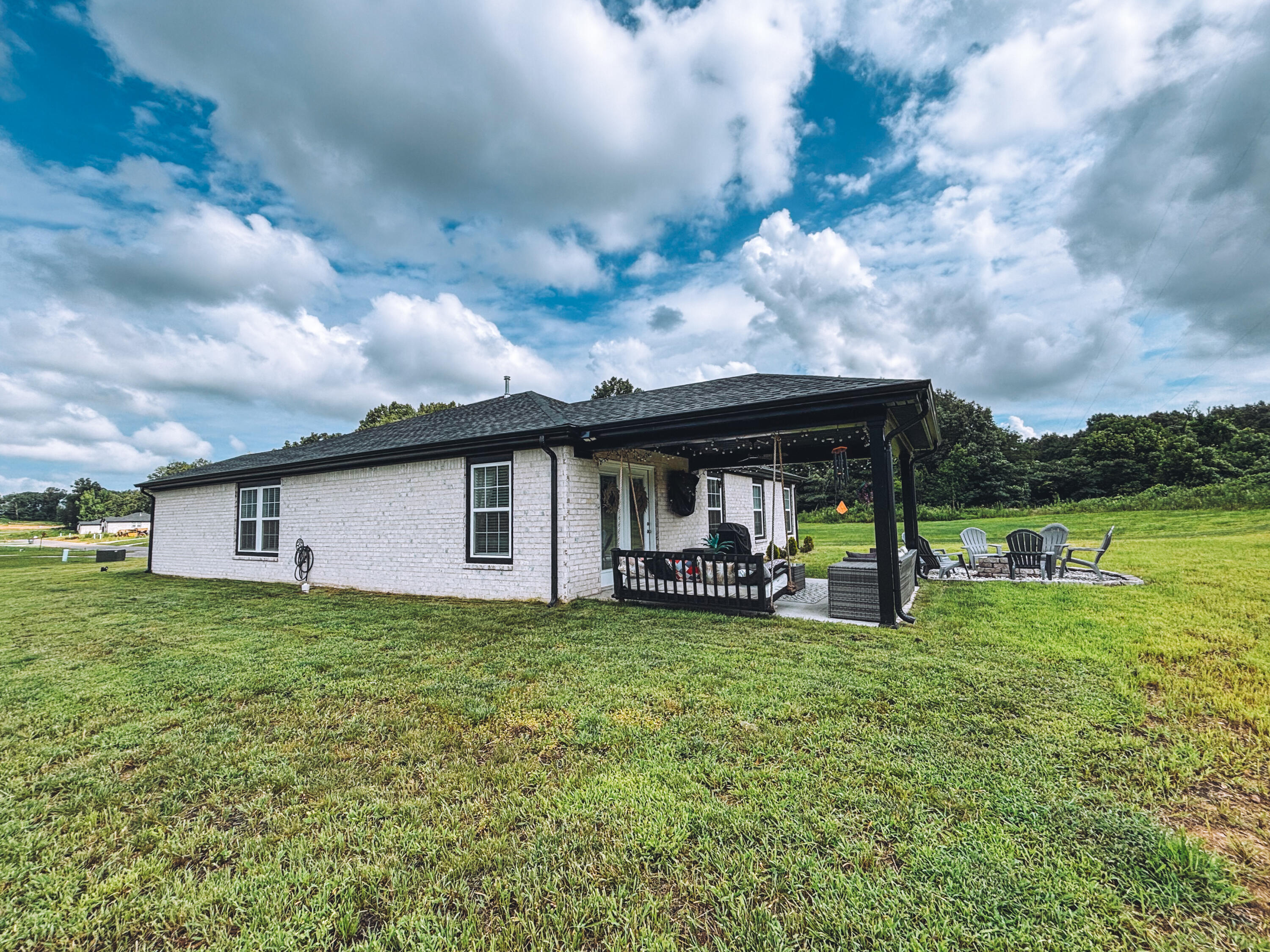 290 Clover Crescent