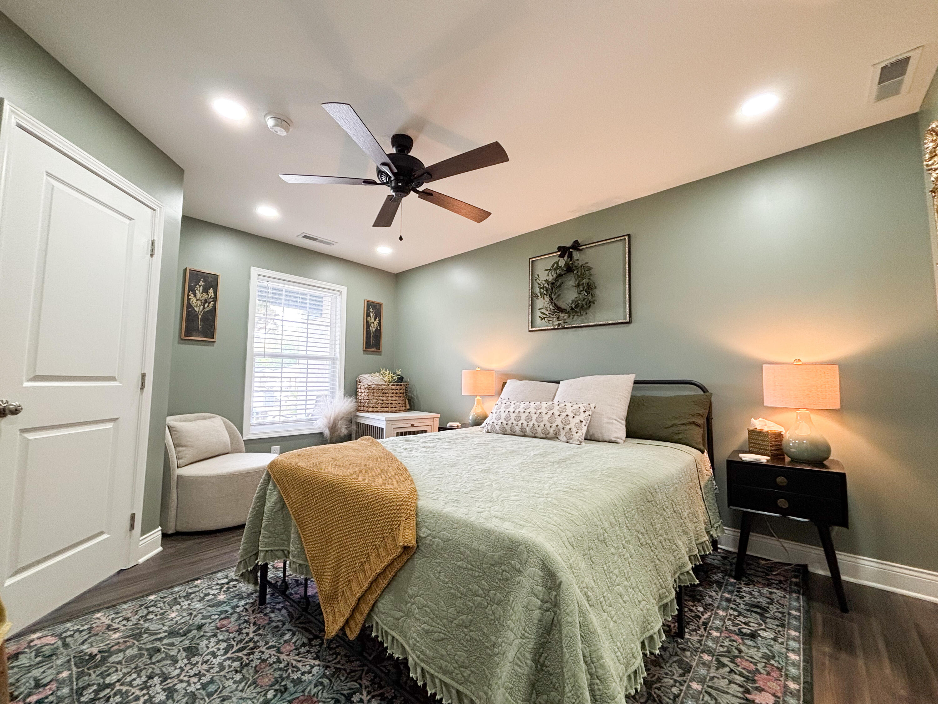 290 Clover Crescent
