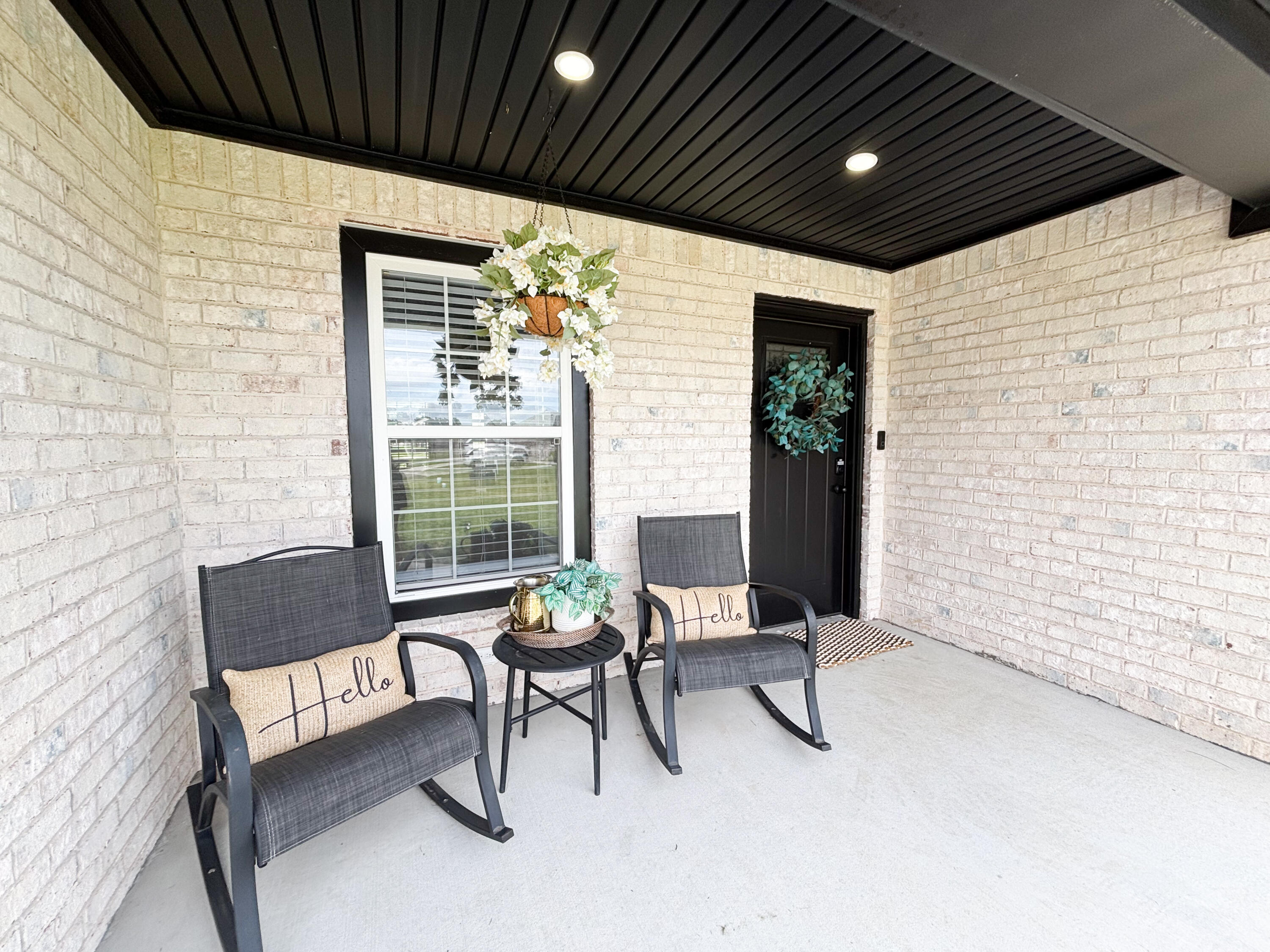290 Clover Crescent