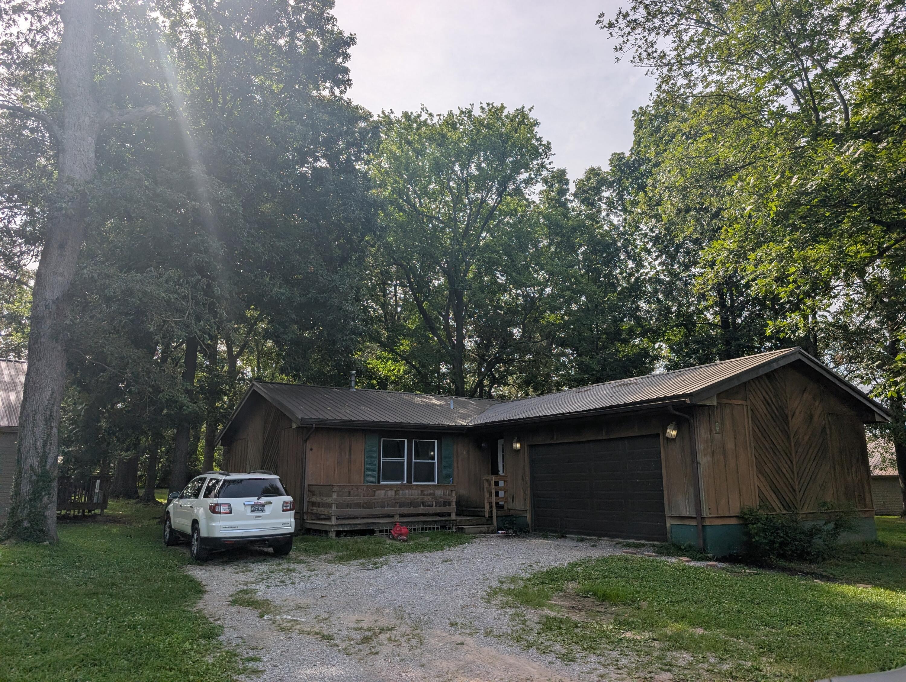 34 Amy Lynn Rd
