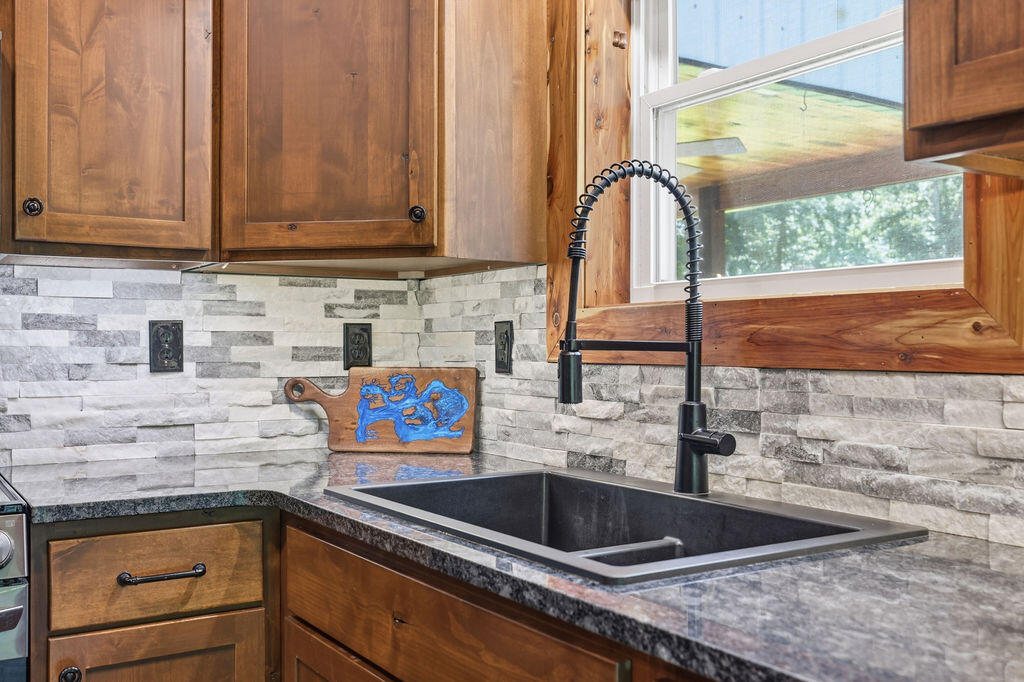 570 Bobcat Trail