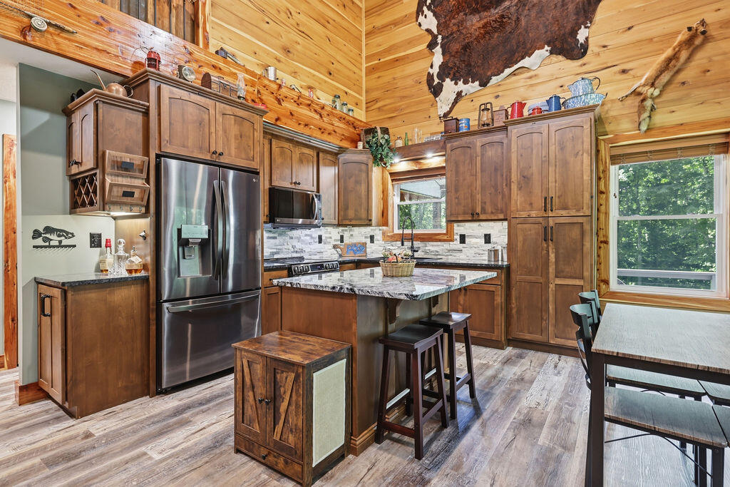 570 Bobcat Trail