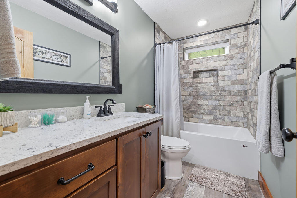 570 Bobcat Trail