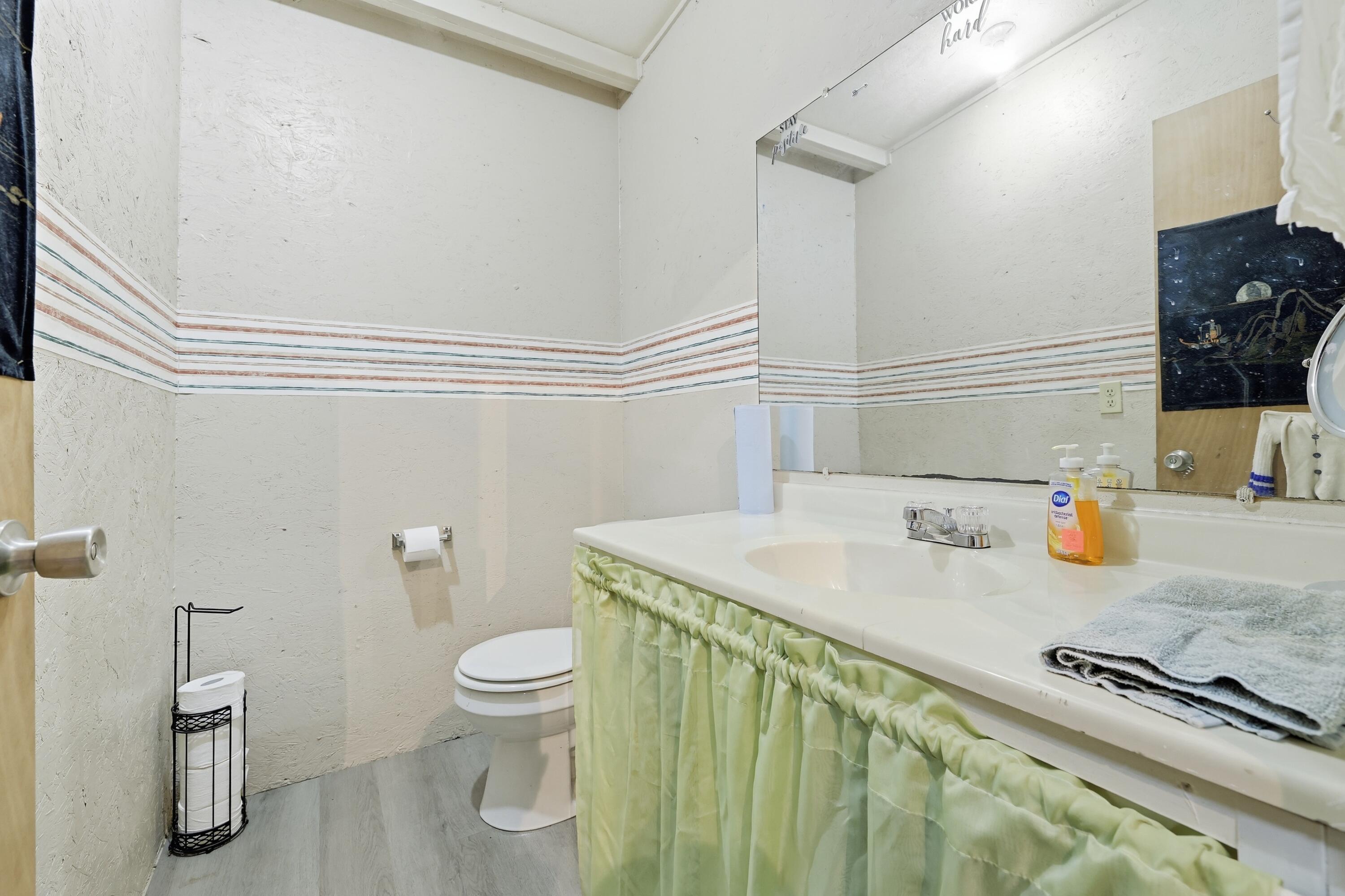 255 4th Street