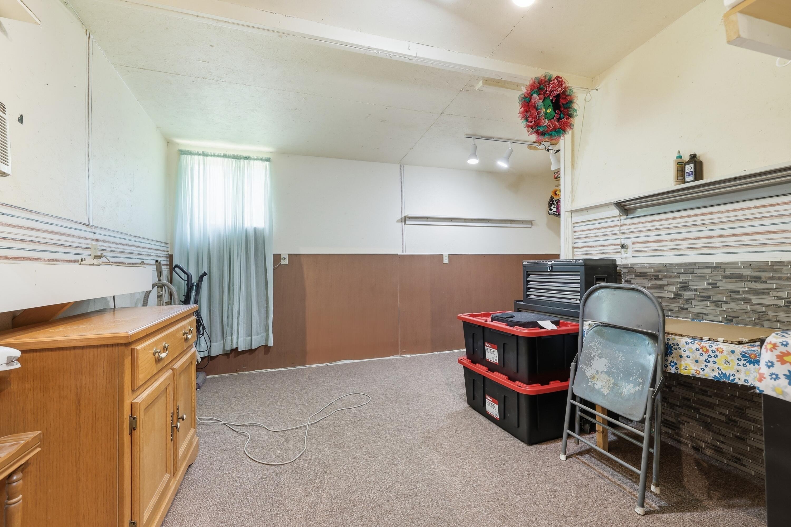 255 4th Street