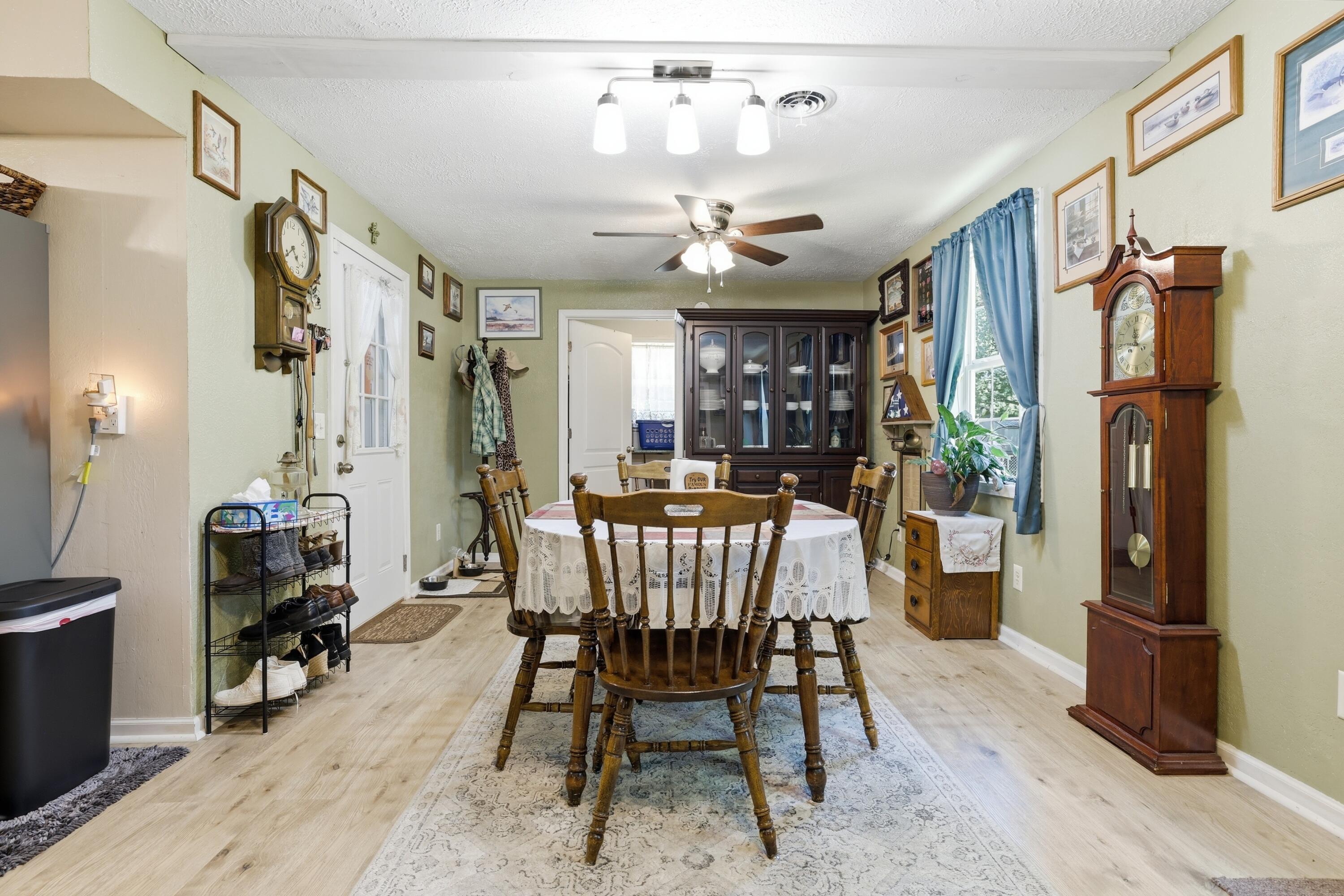 255 4th Street