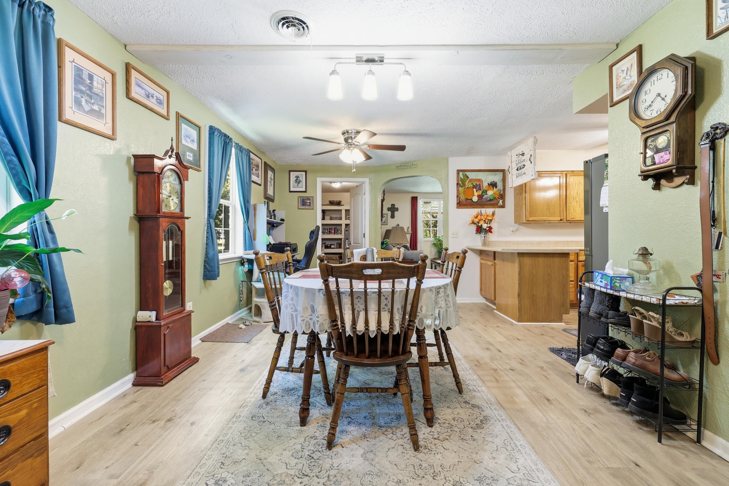 255 4th Street