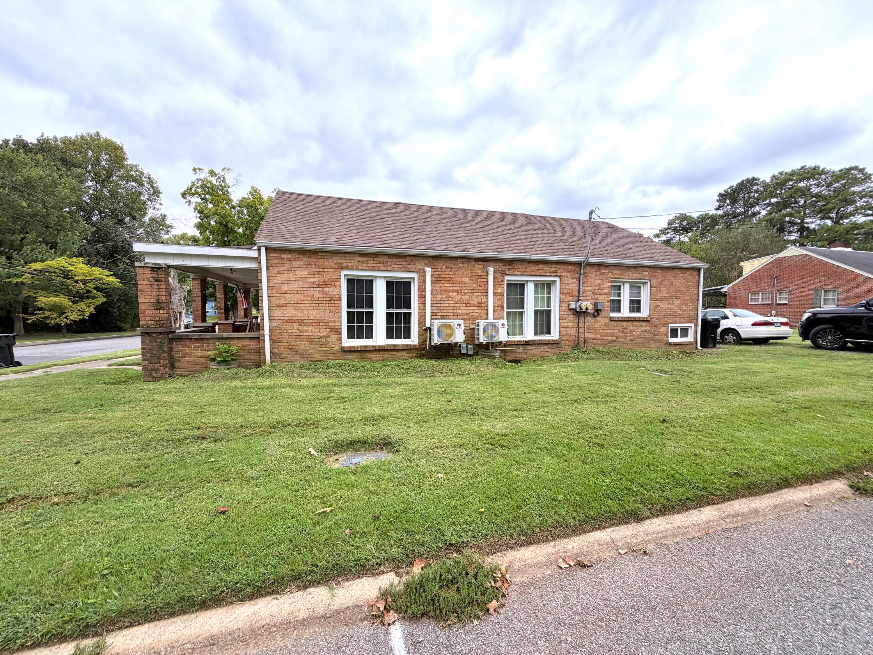 400 S 6th Street