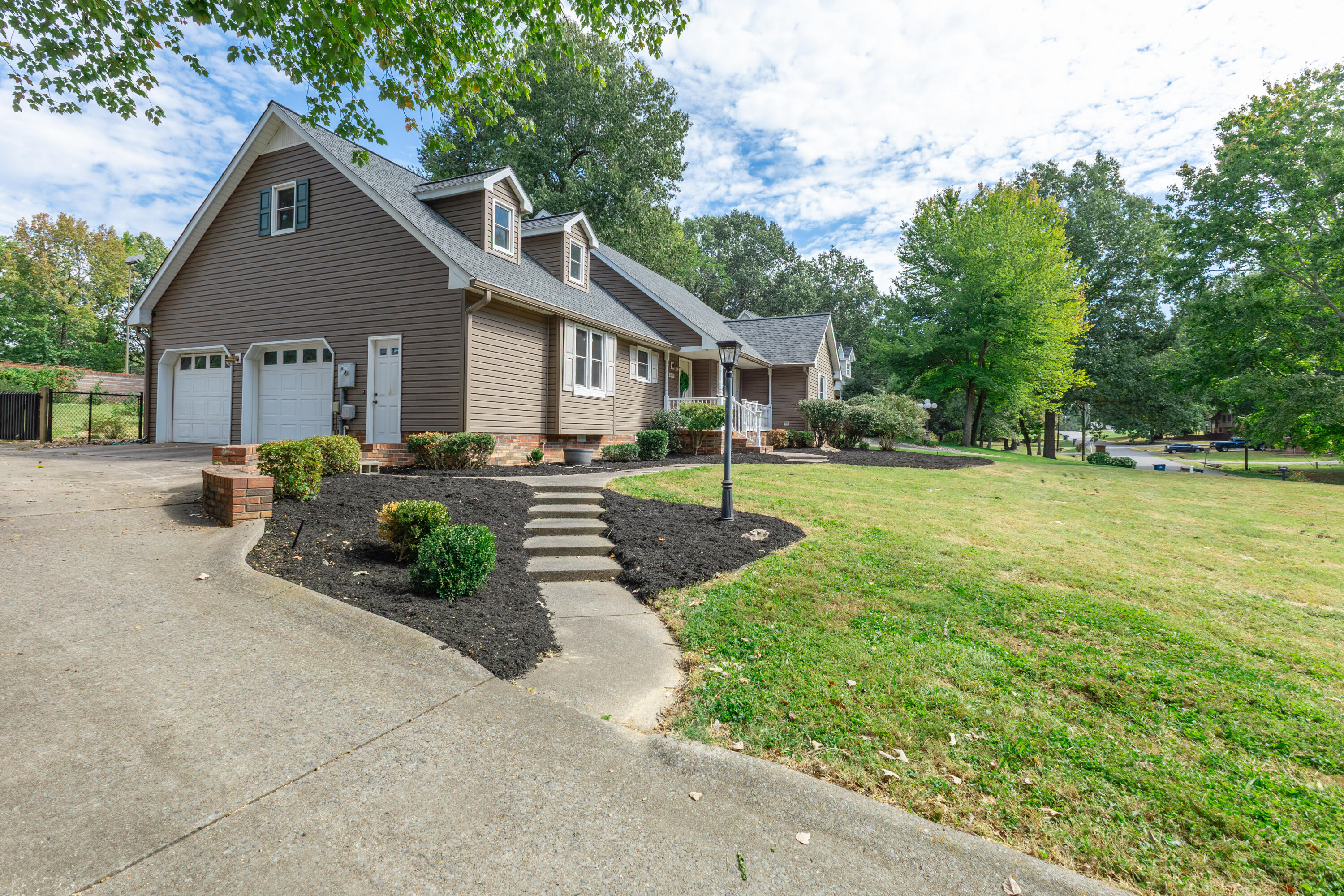 4435 Maywood Drive