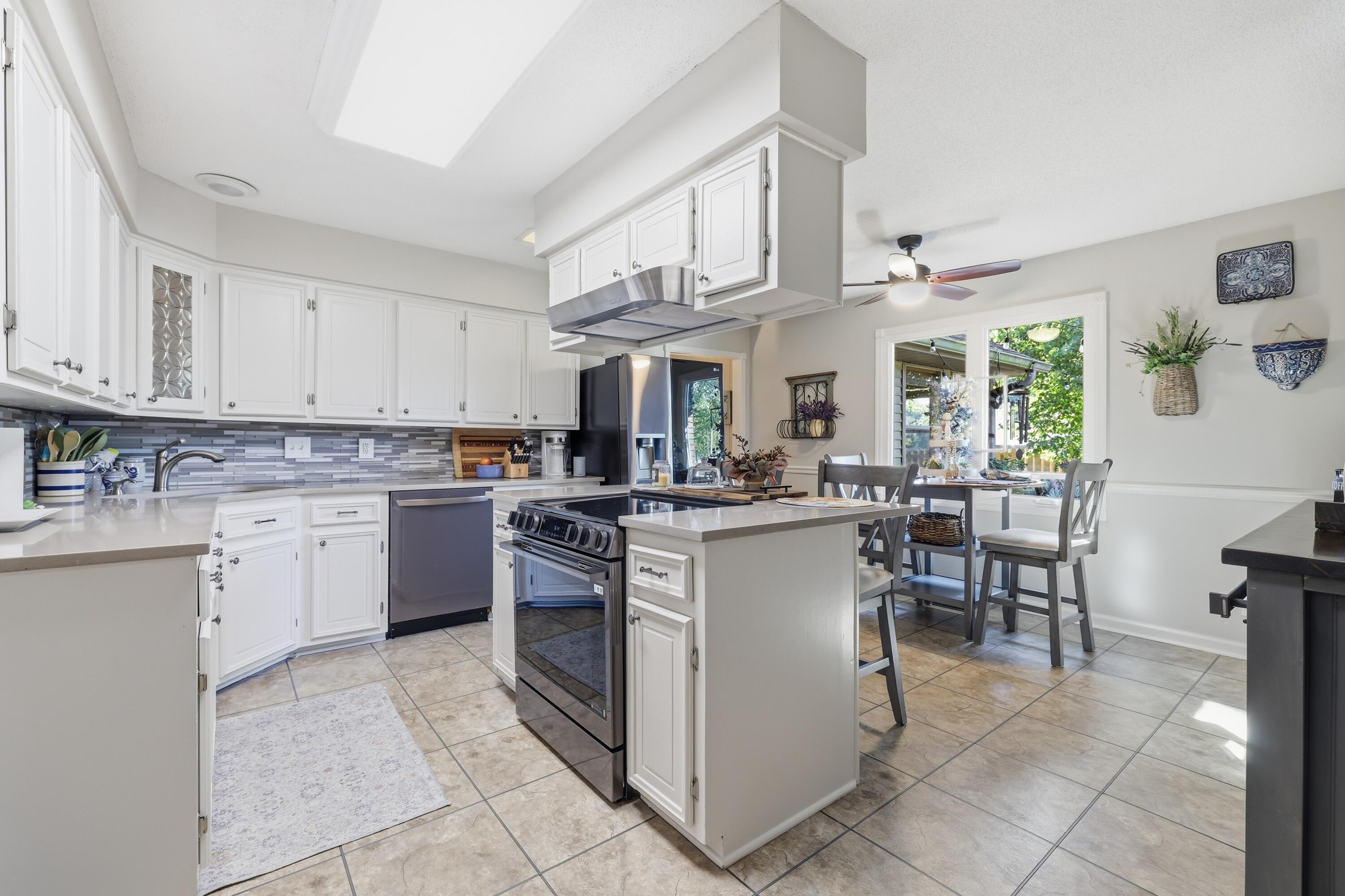 1520 London Drive