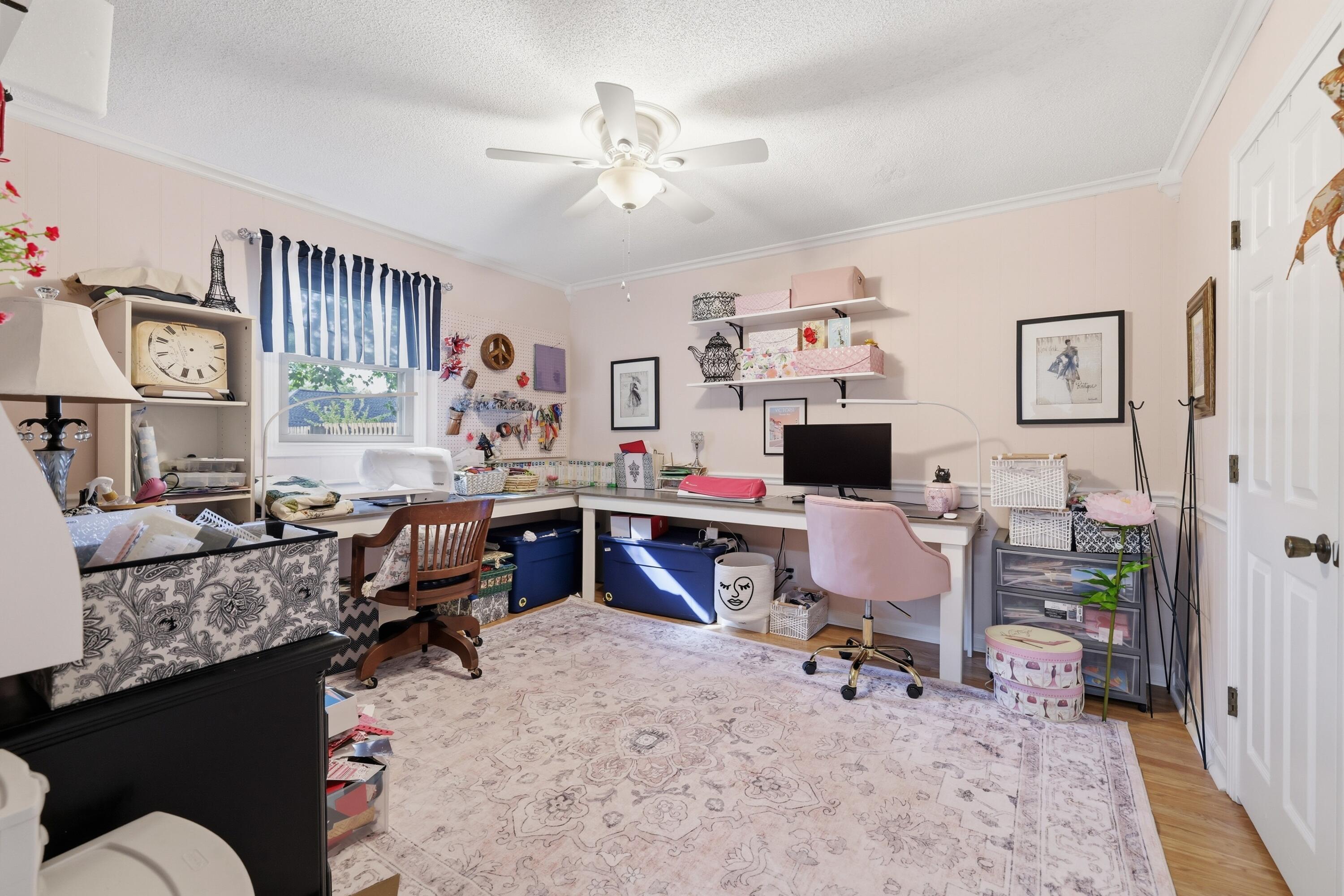 1520 London Drive