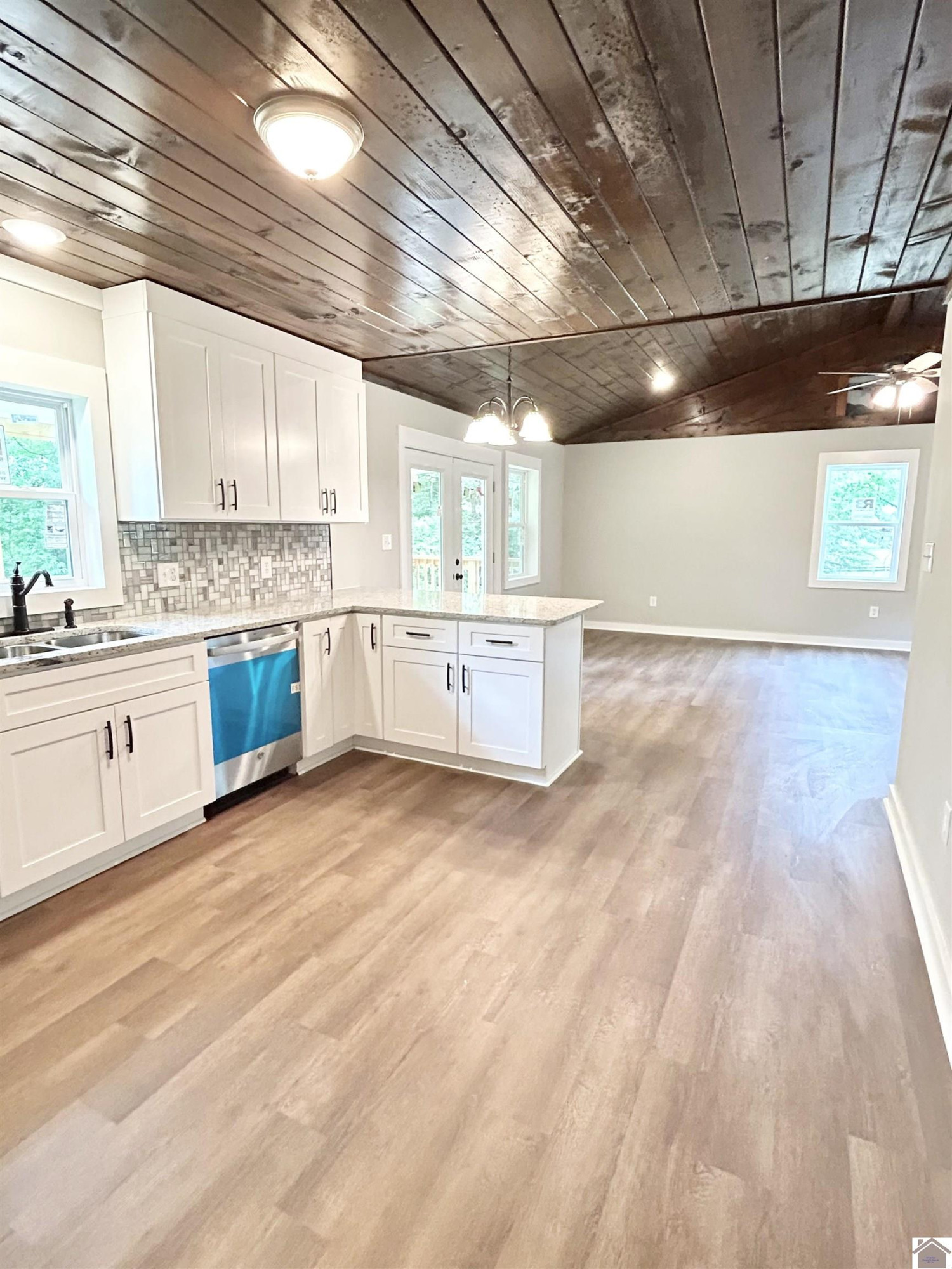 1243 Oak Level Road