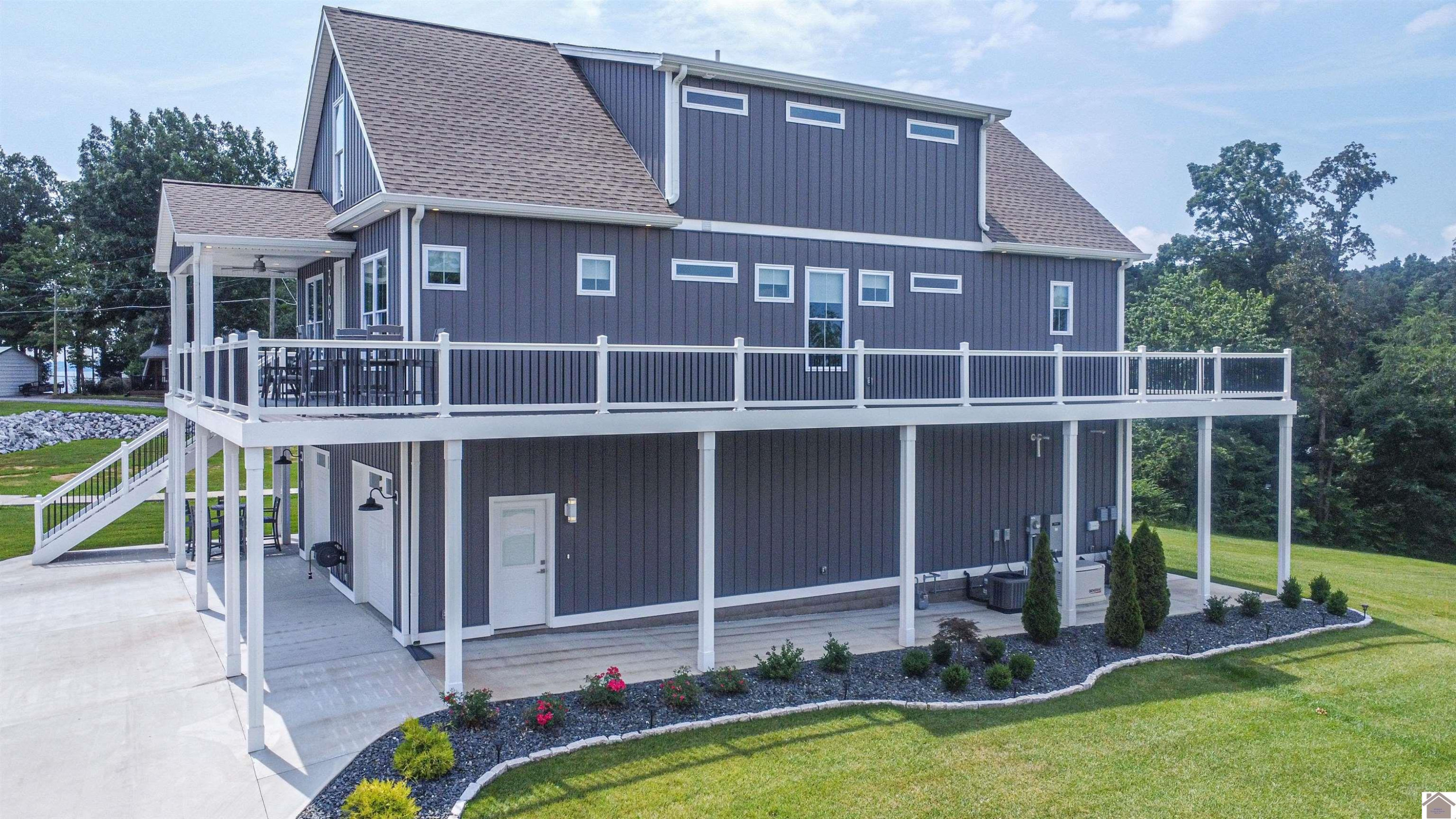 369 Sherwood Drive