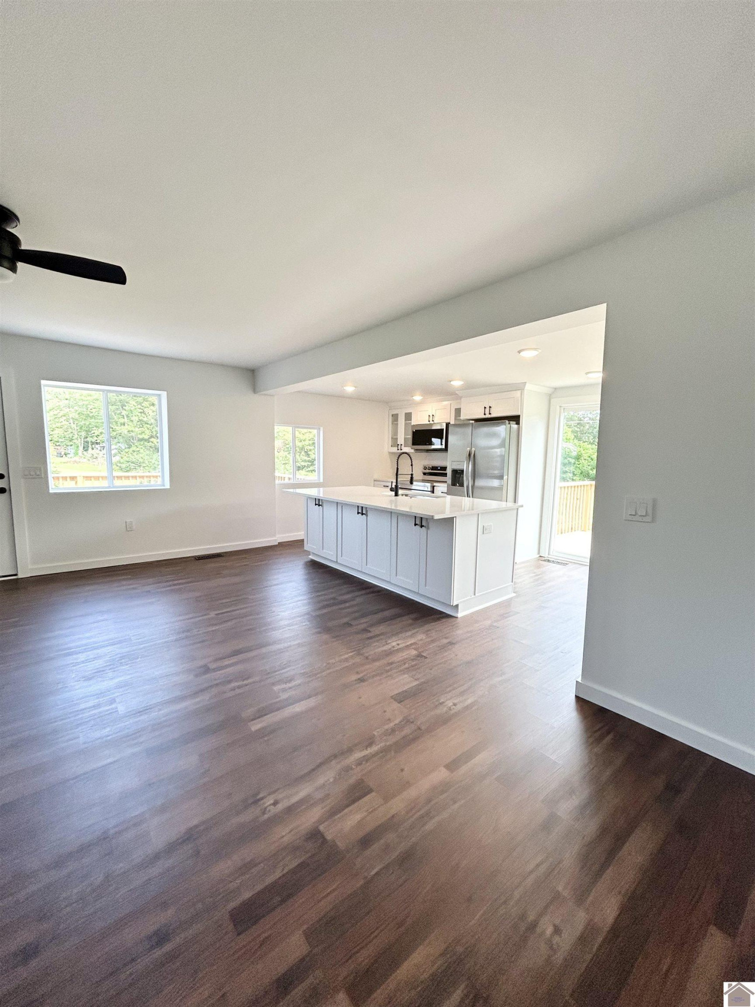 2560 Lovelaceville Florence